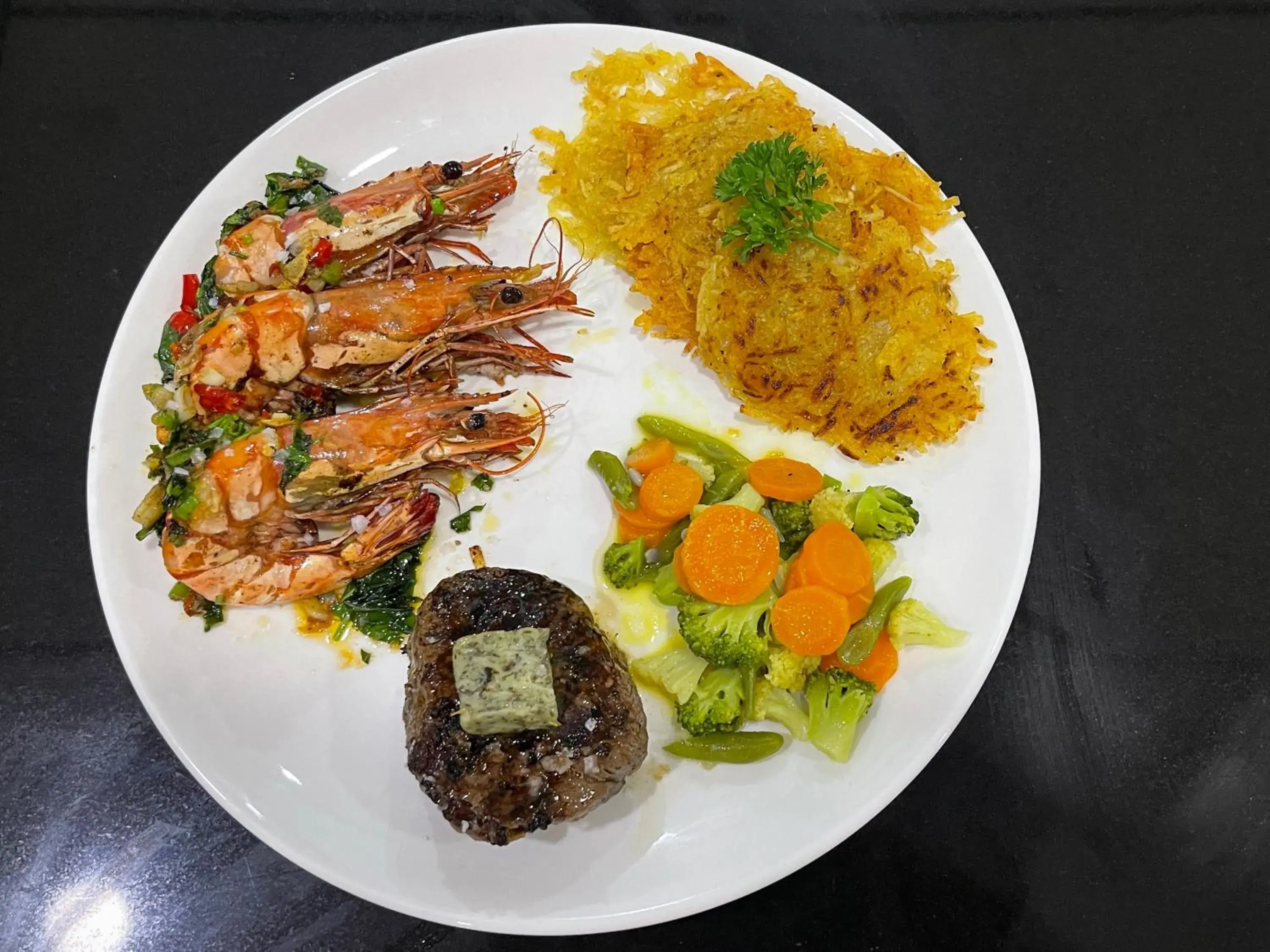 Restaurant/places to eat in Parrot Resort Moalboal Restaurant/places to eat in Parrot Resort Moalboal