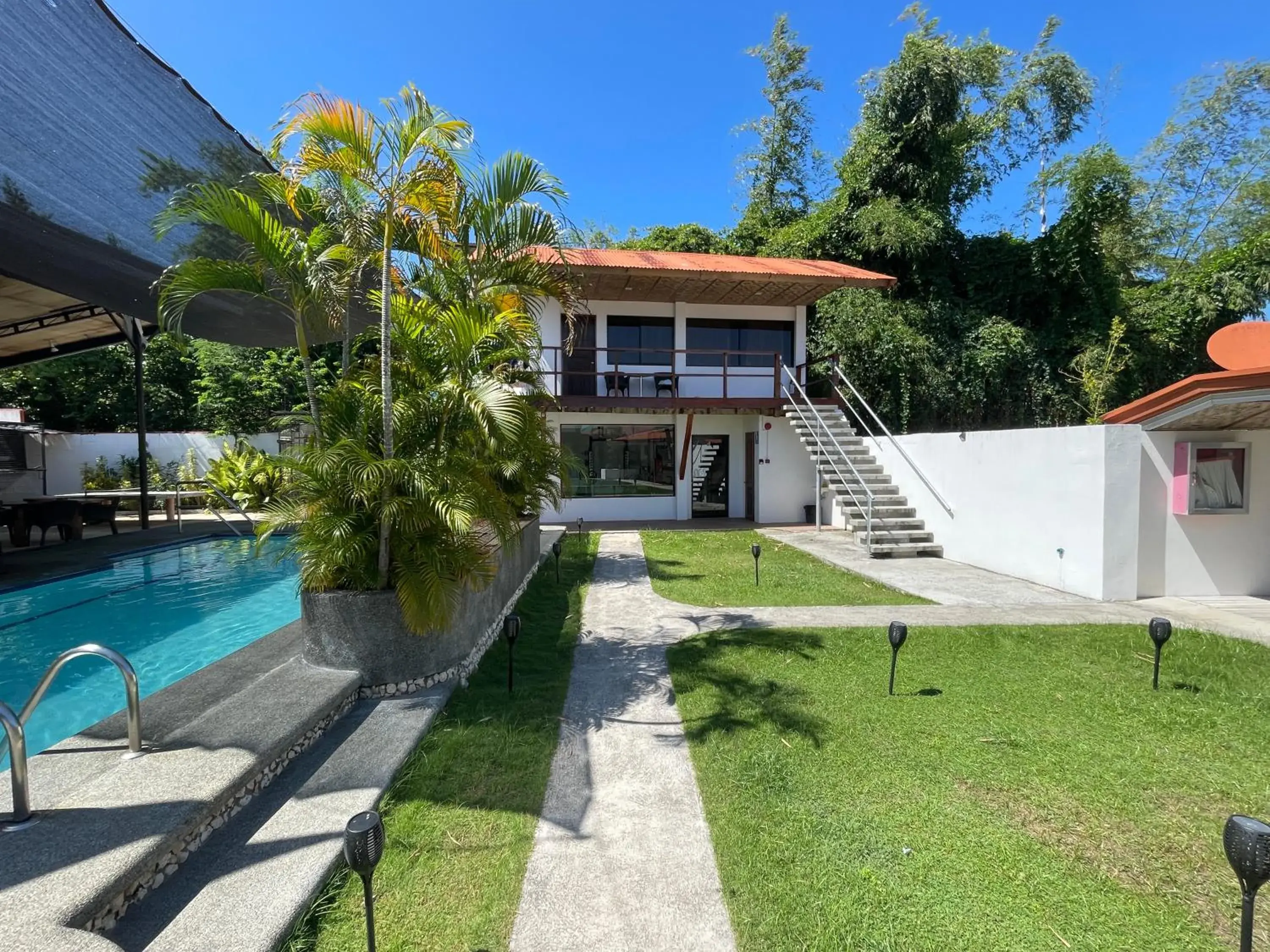 Property building in Parrot Resort Moalboal Property building in Parrot Resort Moalboal