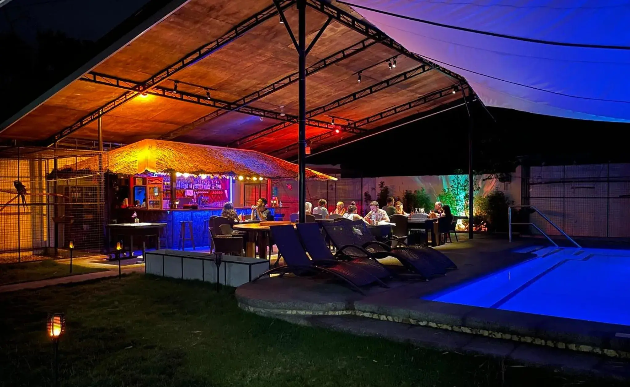 Restaurant/places to eat in Parrot Resort Moalboal Restaurant/places to eat in Parrot Resort Moalboal