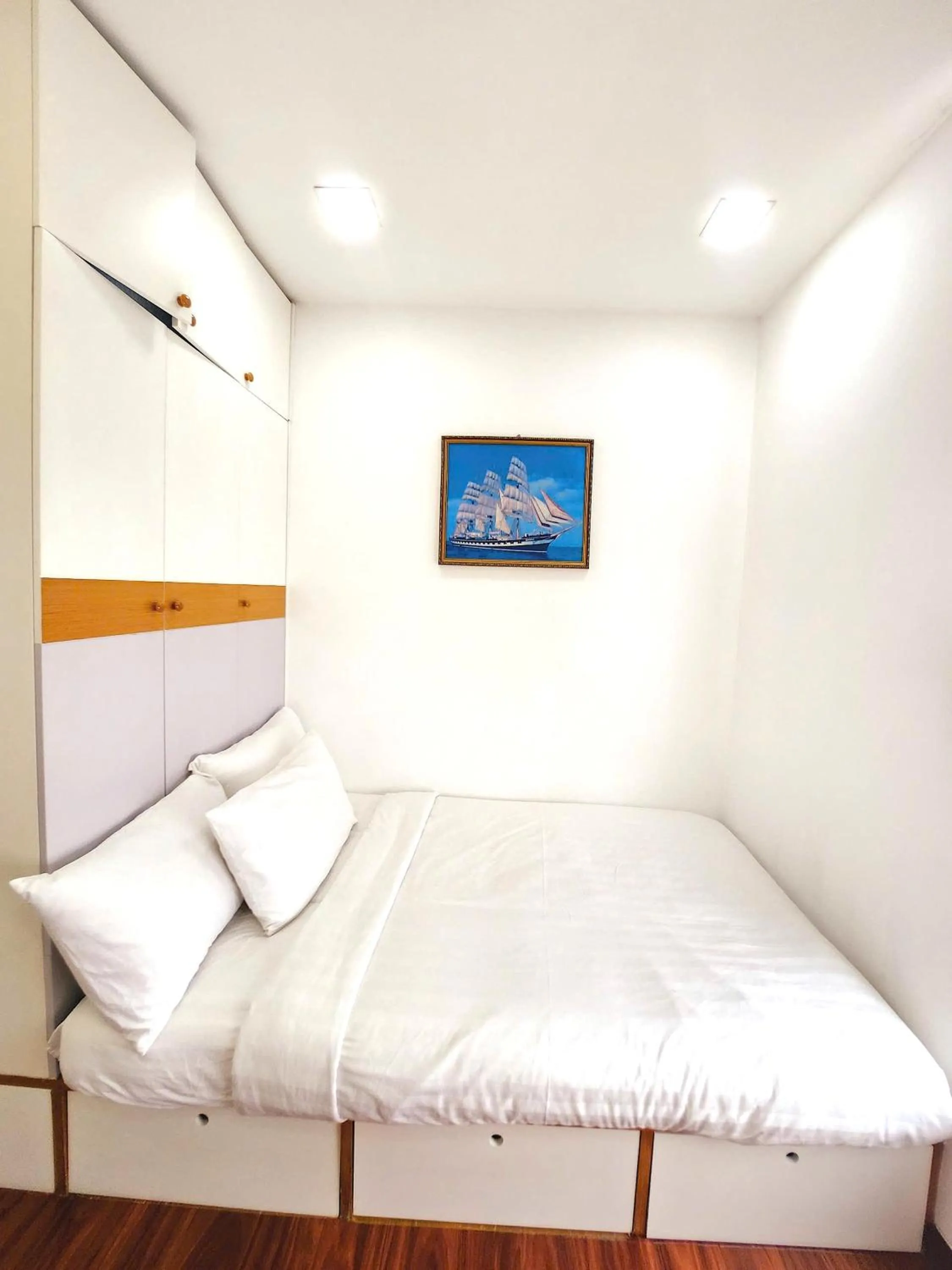 Bed in Diamond Suite Star Hill Apartment