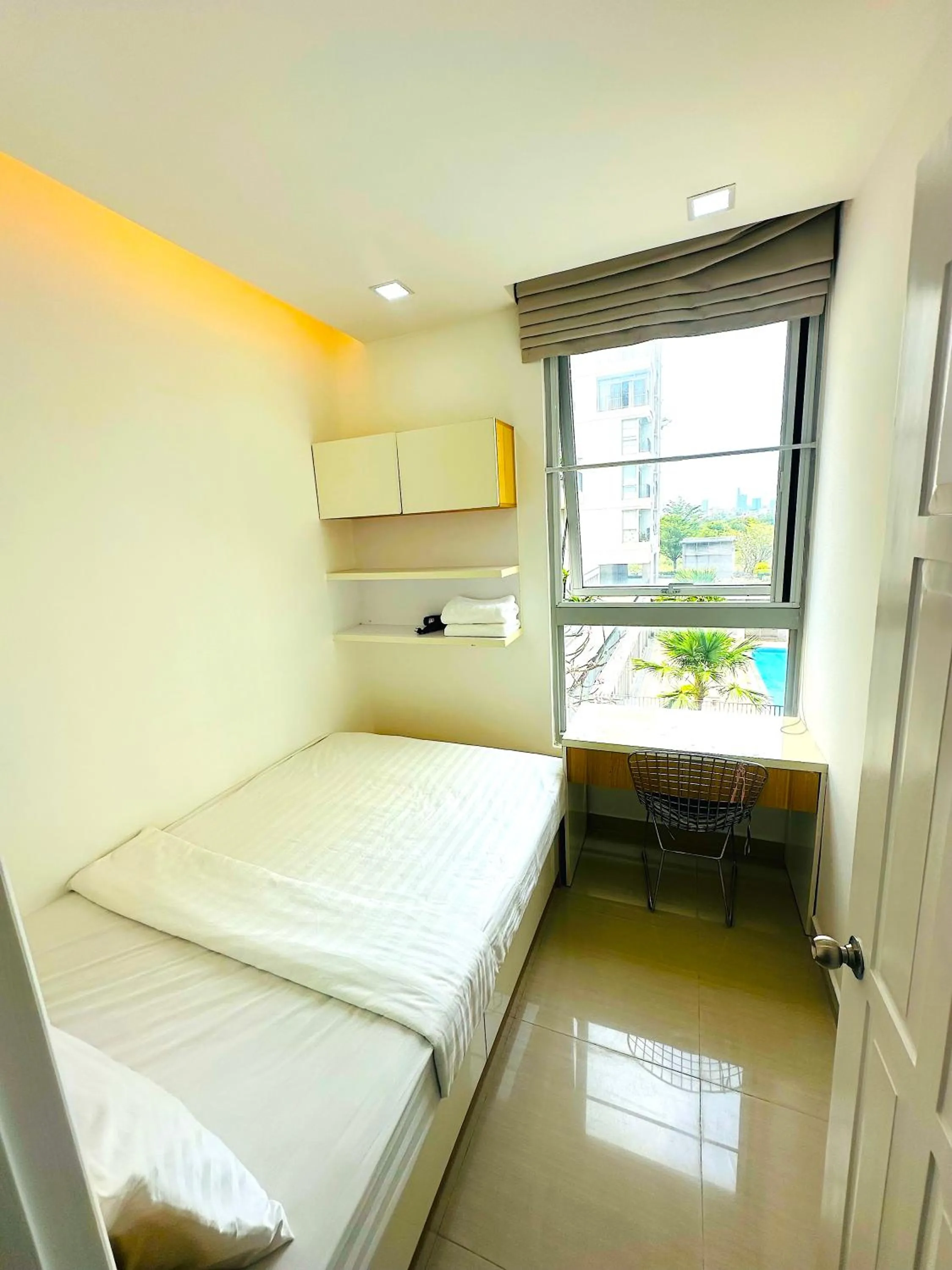 Bed in Diamond Suite Star Hill Apartment