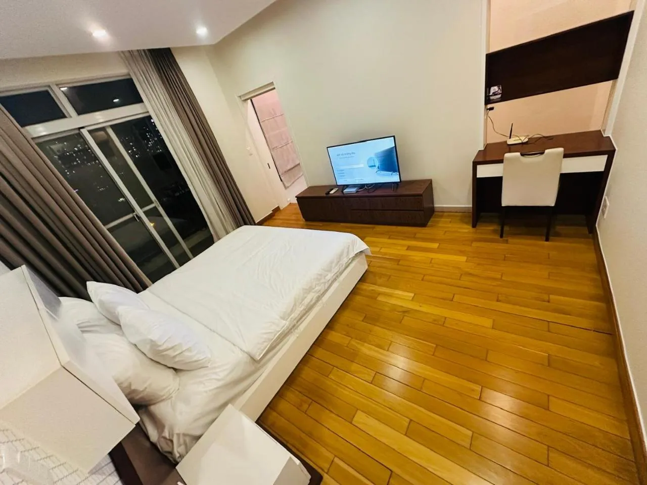 Bed in Diamond Suite Star Hill Apartment