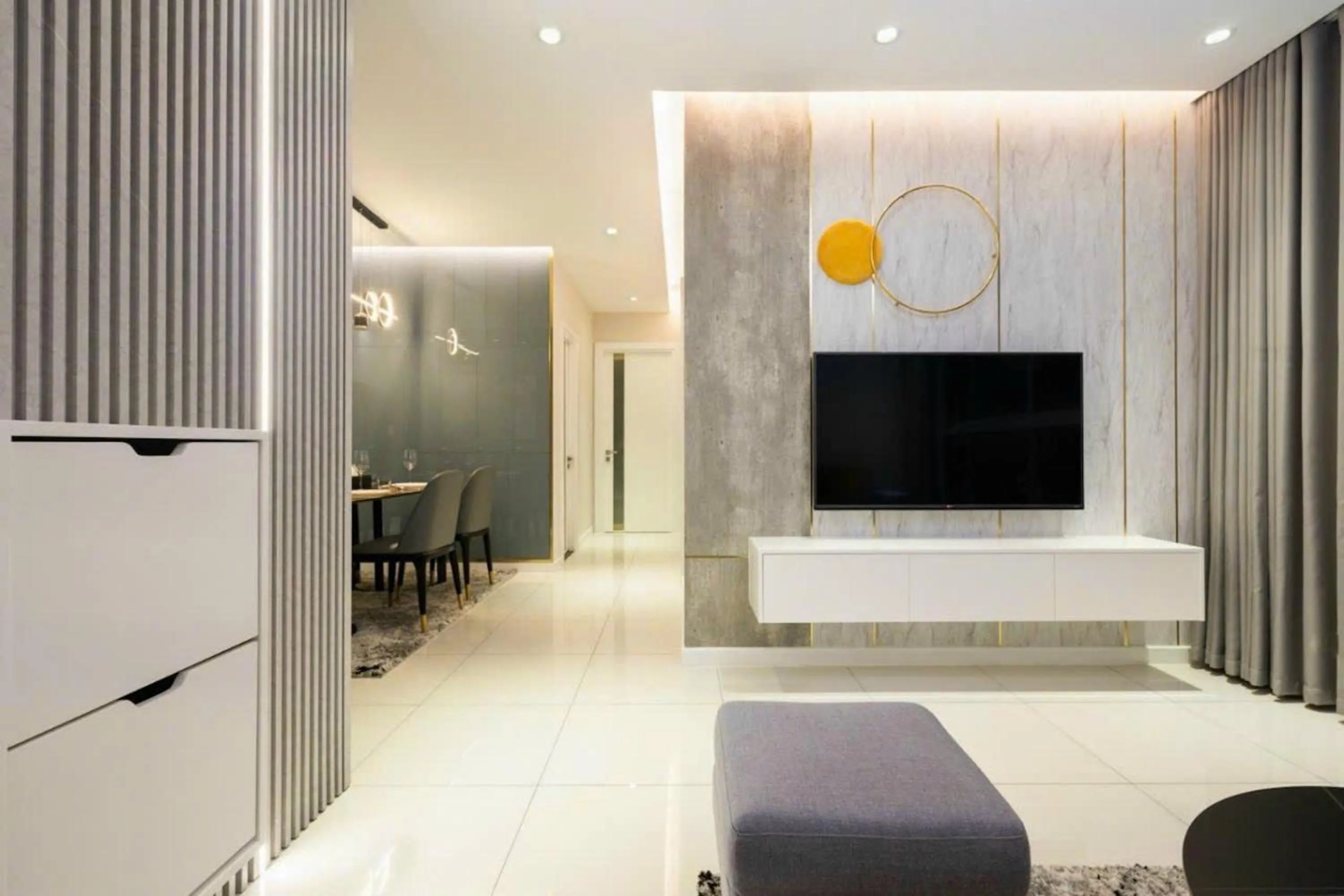 TV and multimedia in Diamond Suite Star Hill Apartment