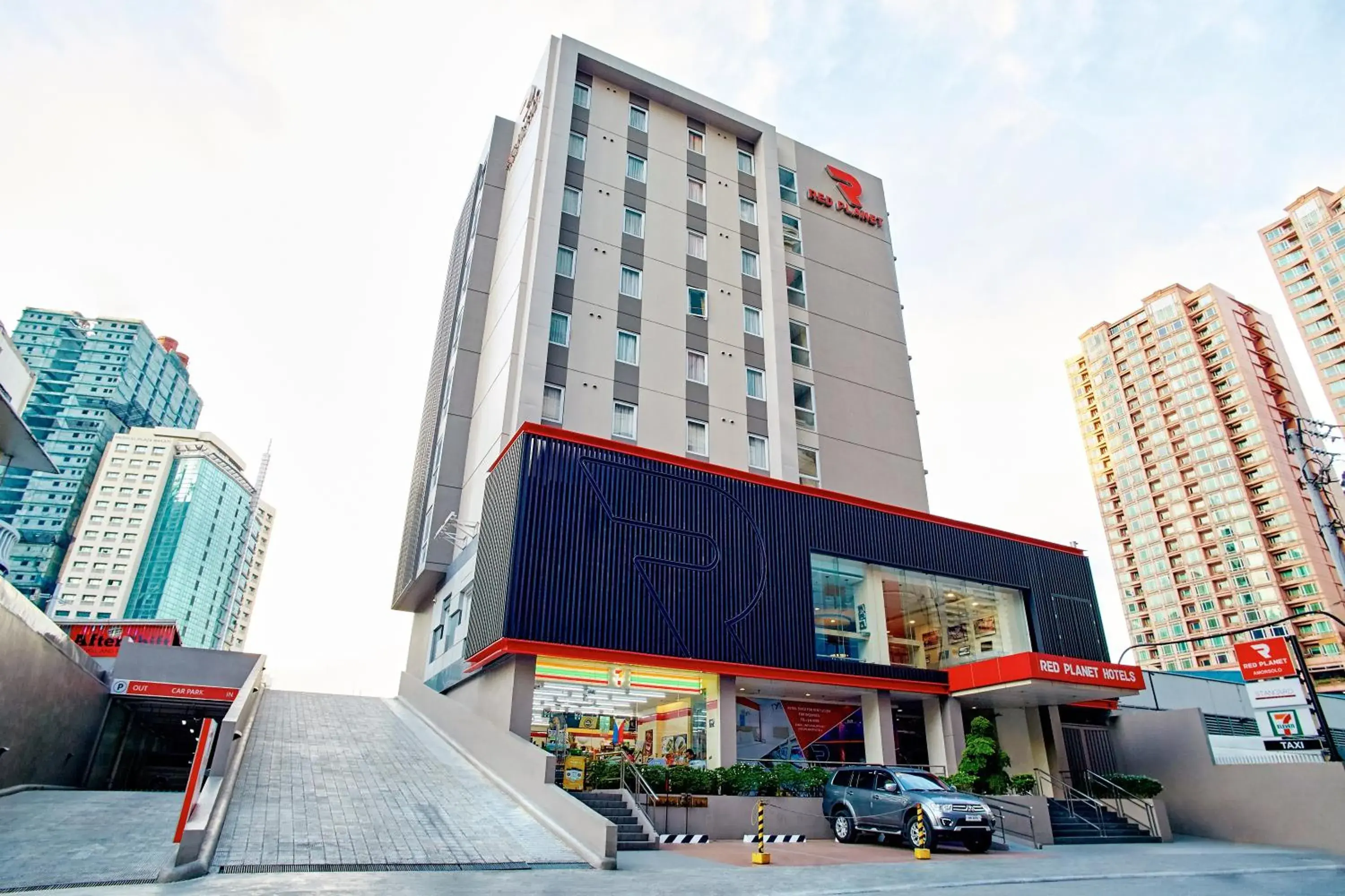 Property building in Red Planet Makati Amorsolo Property building in Red Planet Makati Amorsolo