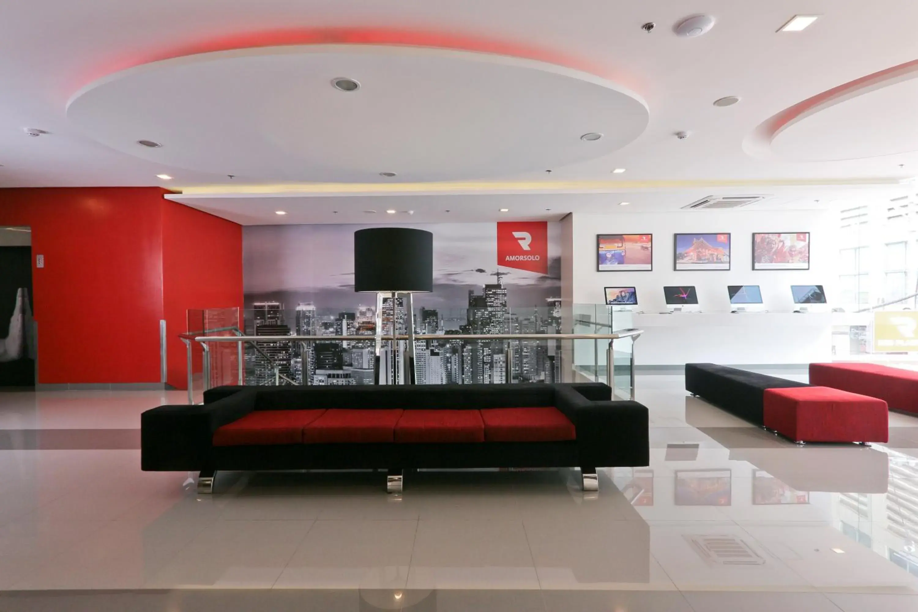 Lobby or reception in Red Planet Makati Amorsolo Lobby or reception in Red Planet Makati Amorsolo