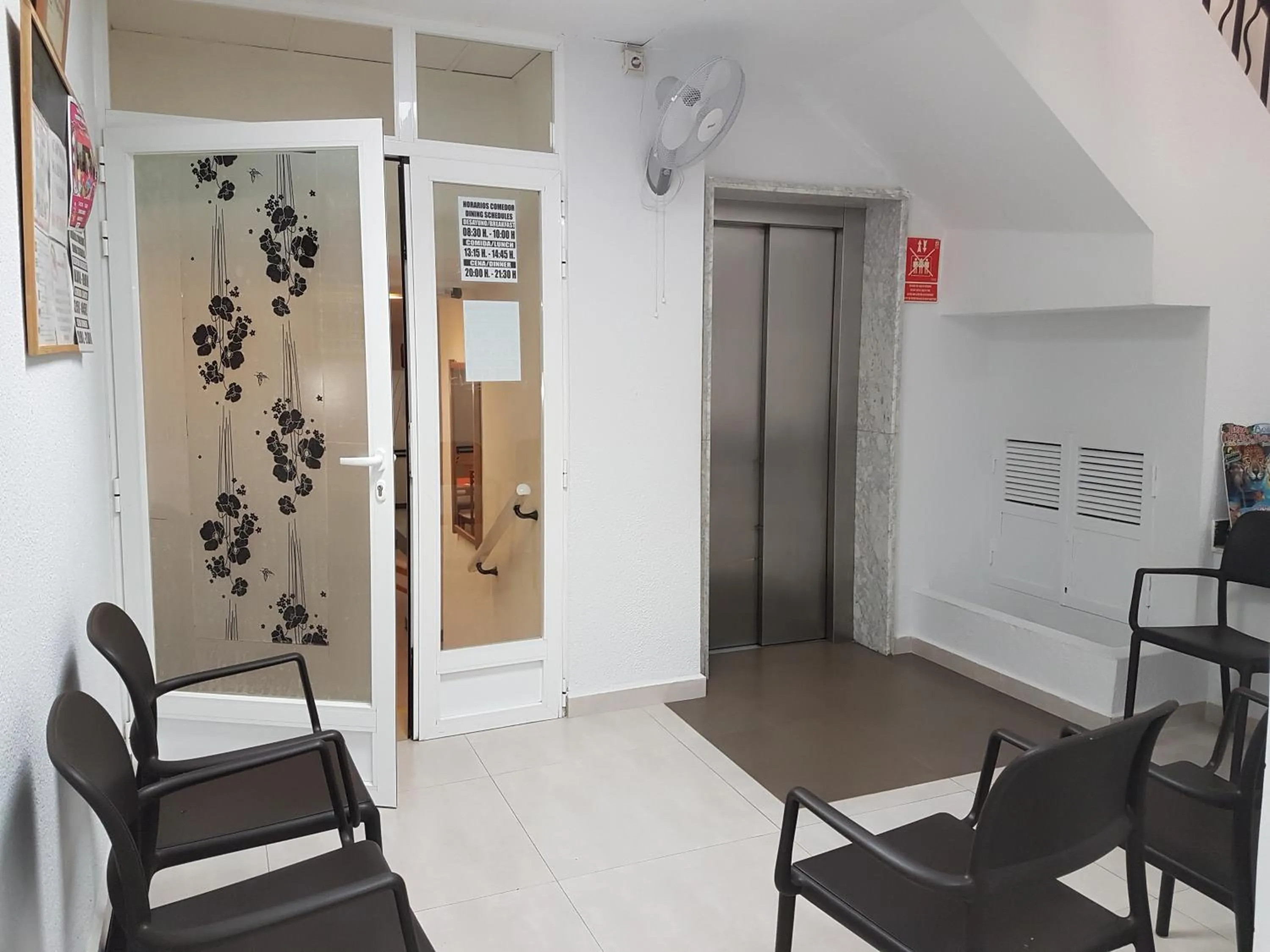 Area and facilities in Hotel Mayna