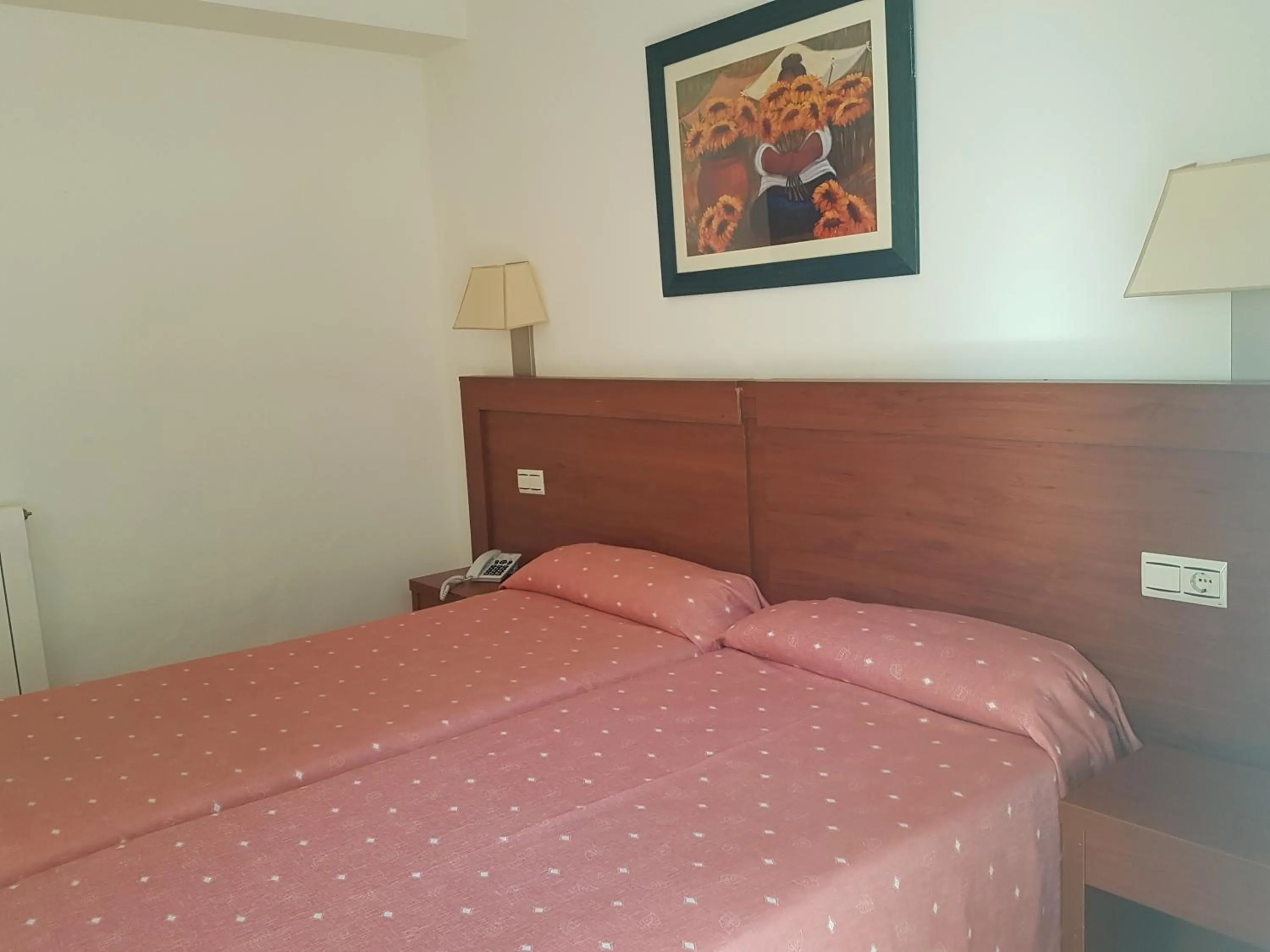 Bedroom, Bed in Hotel Mayna