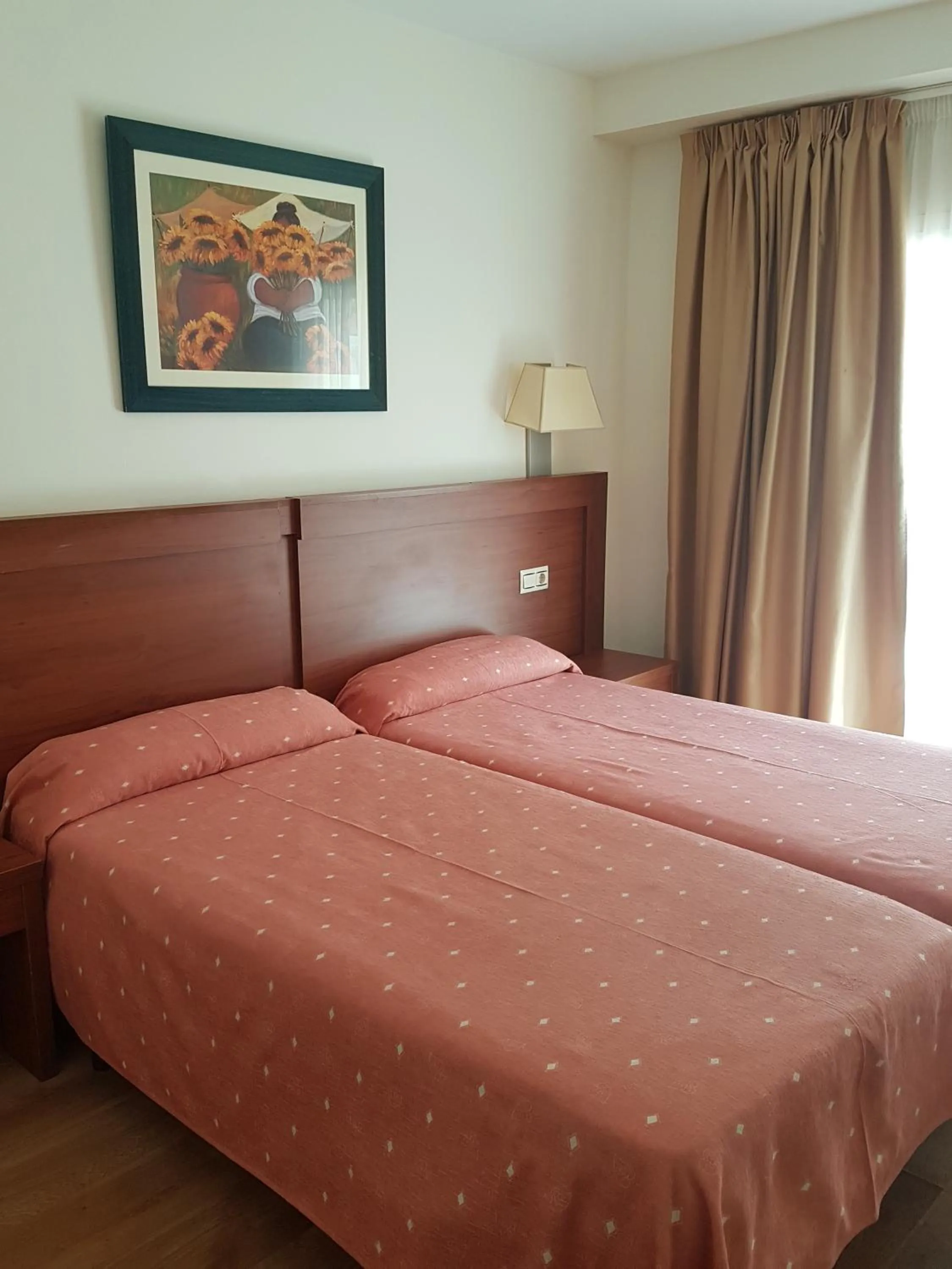 Bedroom, Bed in Hotel Mayna