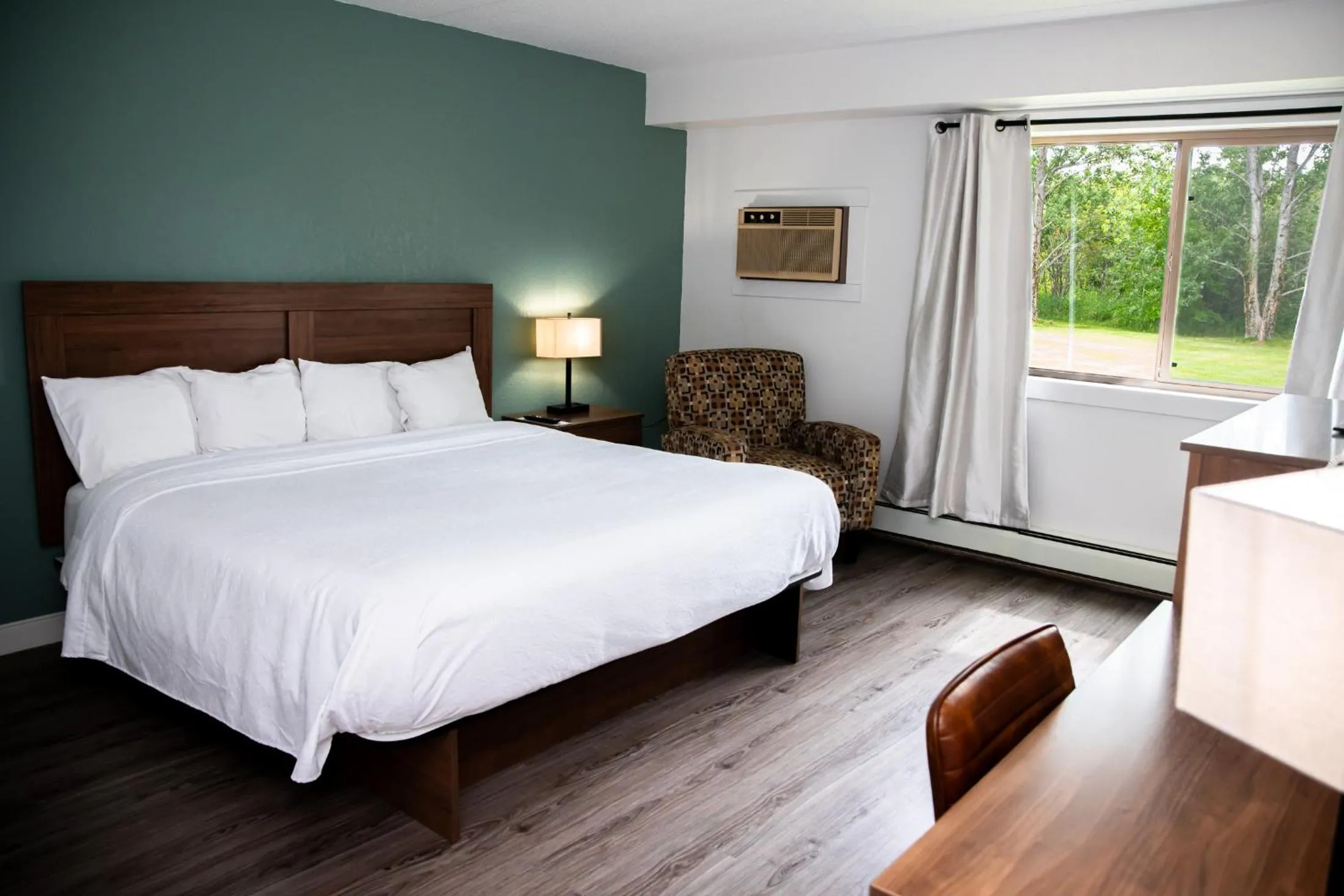 Walleye Inn