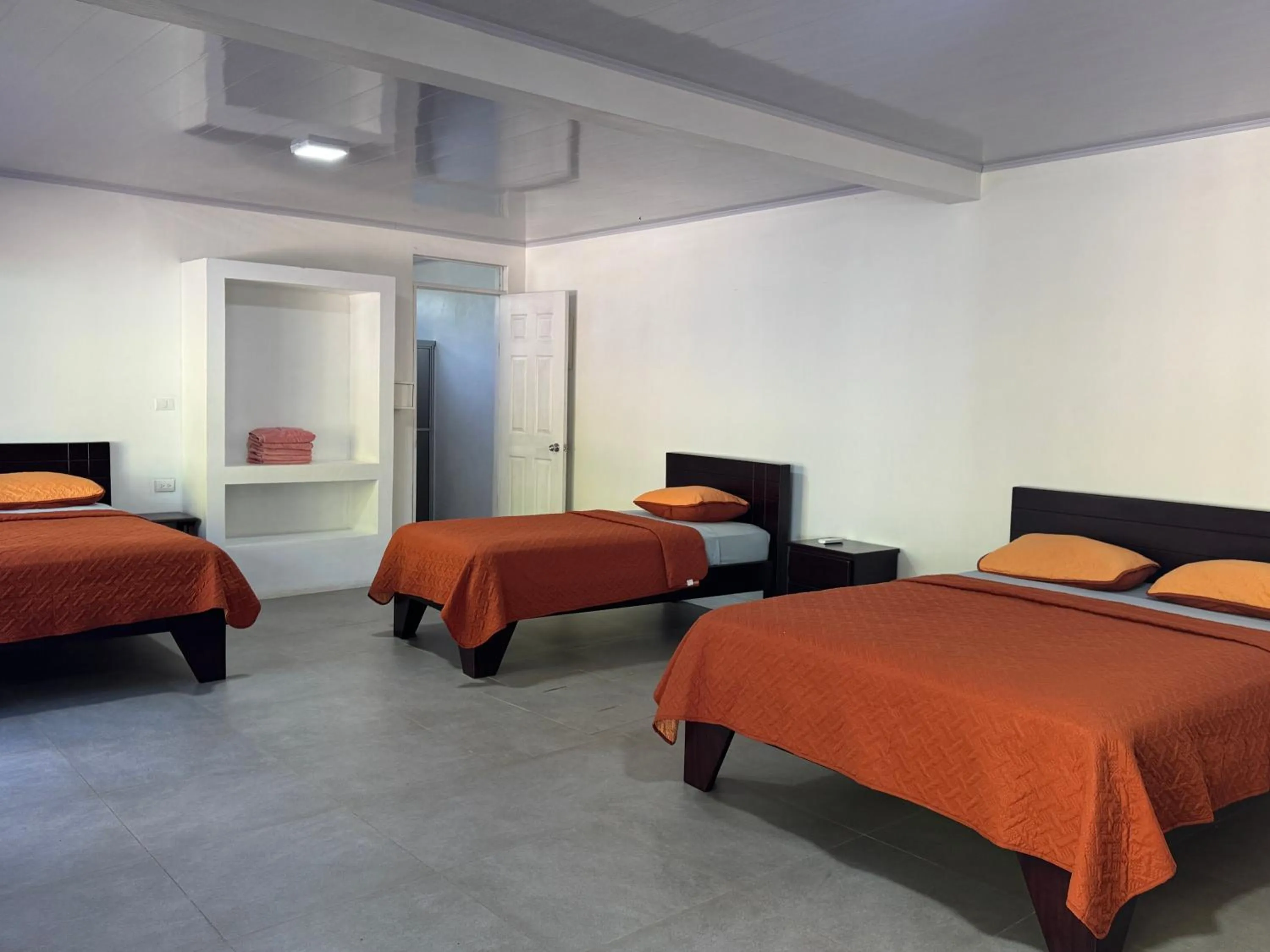 Bed in Hotel Marielos Tamarindo