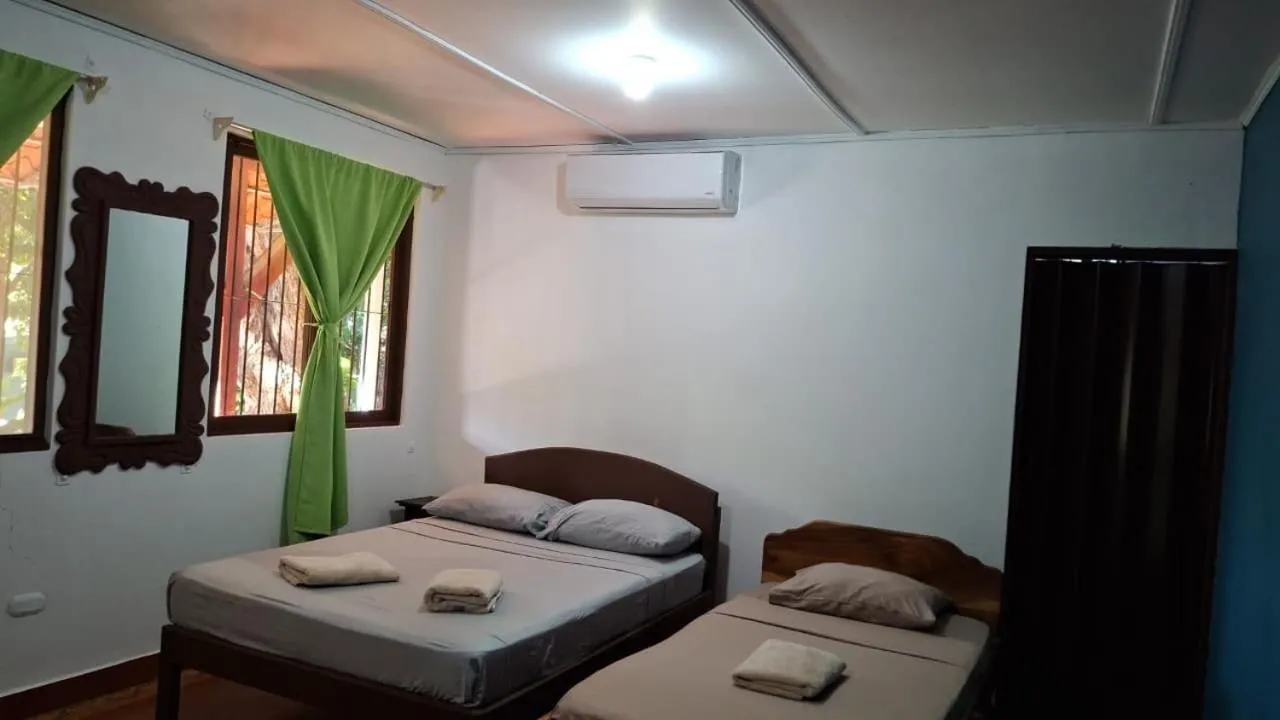 Bedroom, Bed in Hotel Marielos Tamarindo