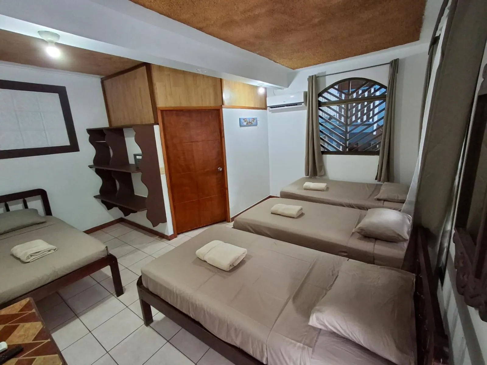 Bed in Hotel Marielos Tamarindo