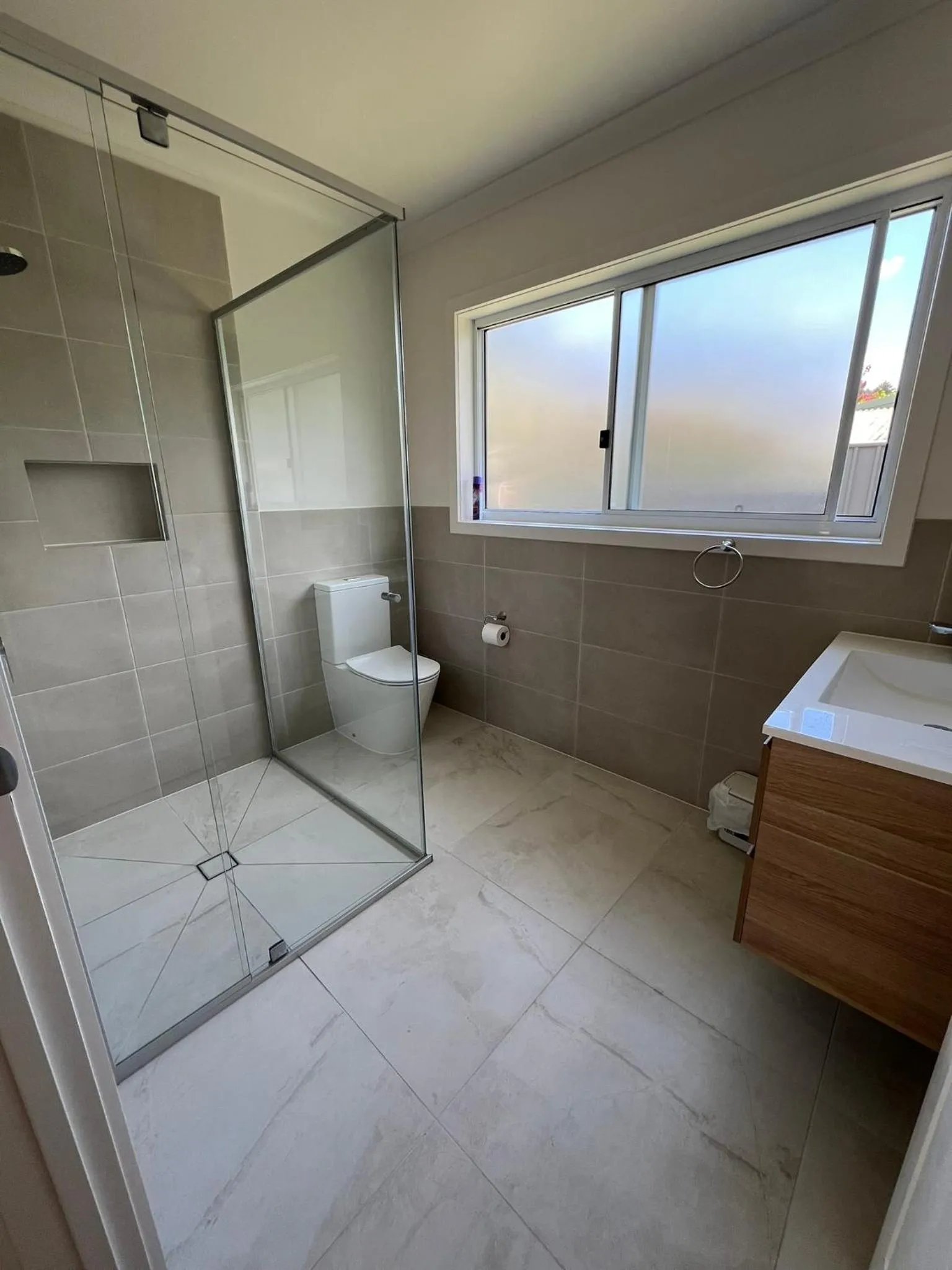 Two-Bedroom Apartment with Garden View in Willow Dene Holiday Apartments