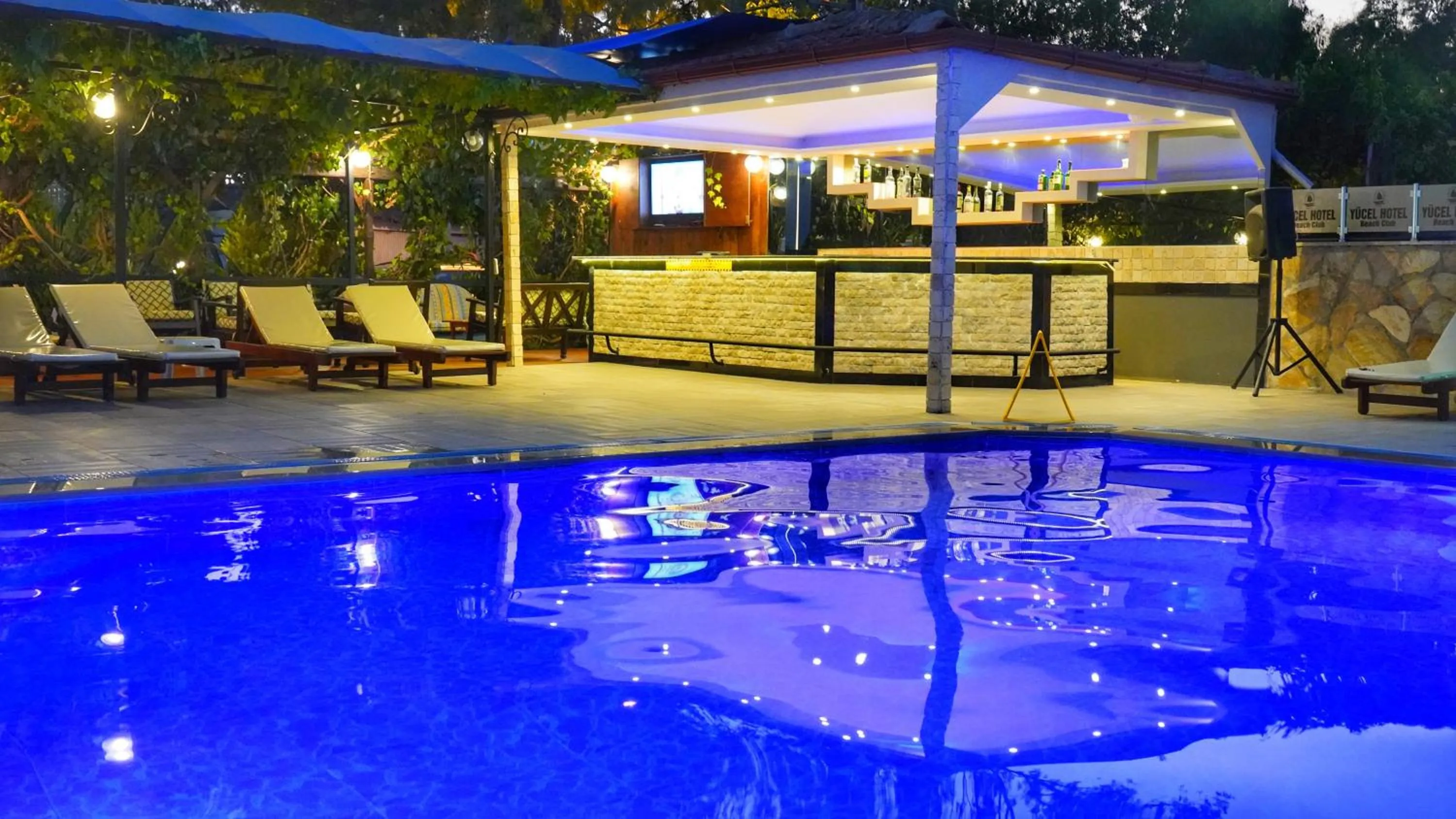 Lounge or bar in Yücel Hotel