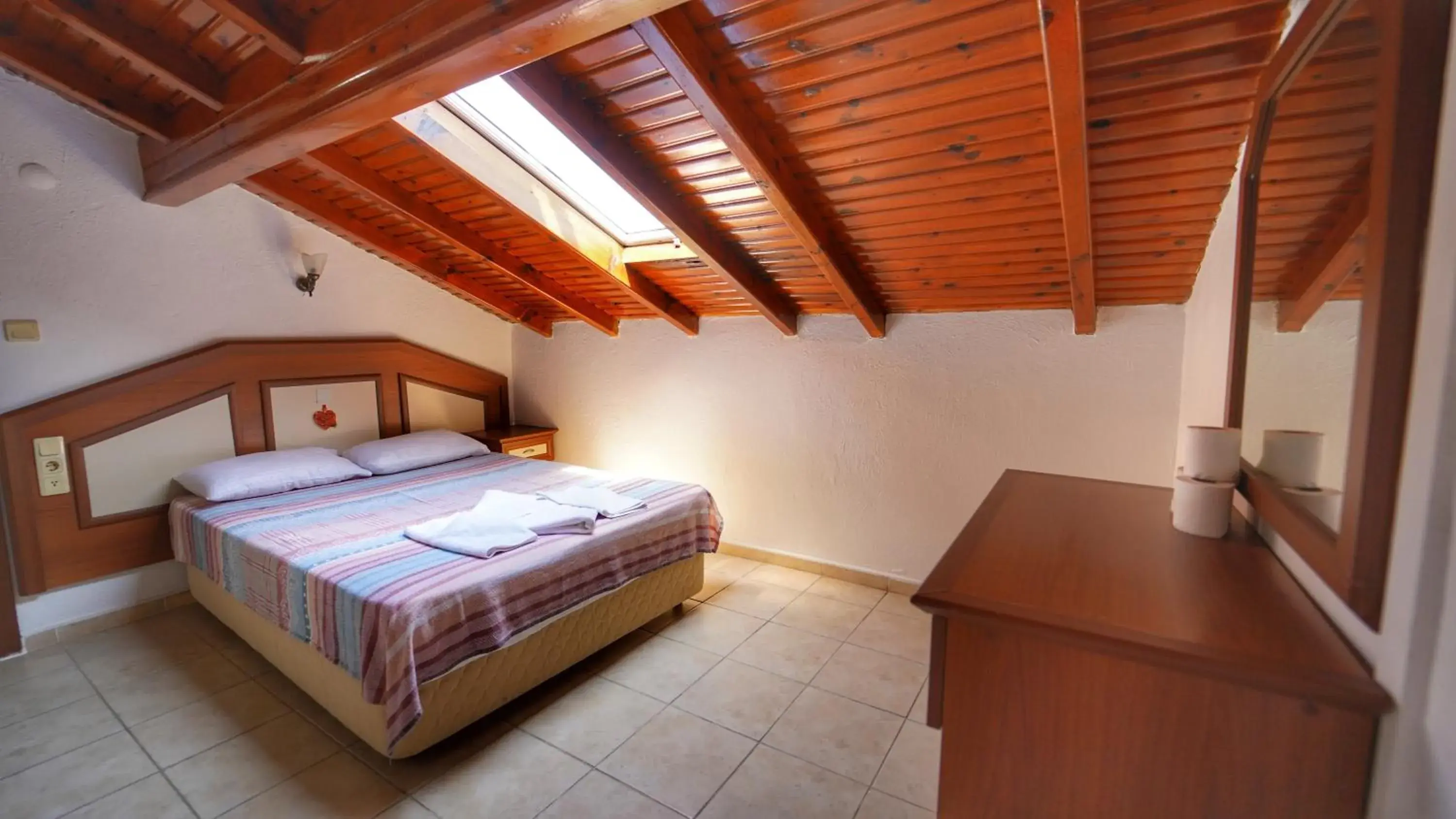 Bedroom, Bed in Yücel Hotel Bedroom, Bed in Yücel Hotel