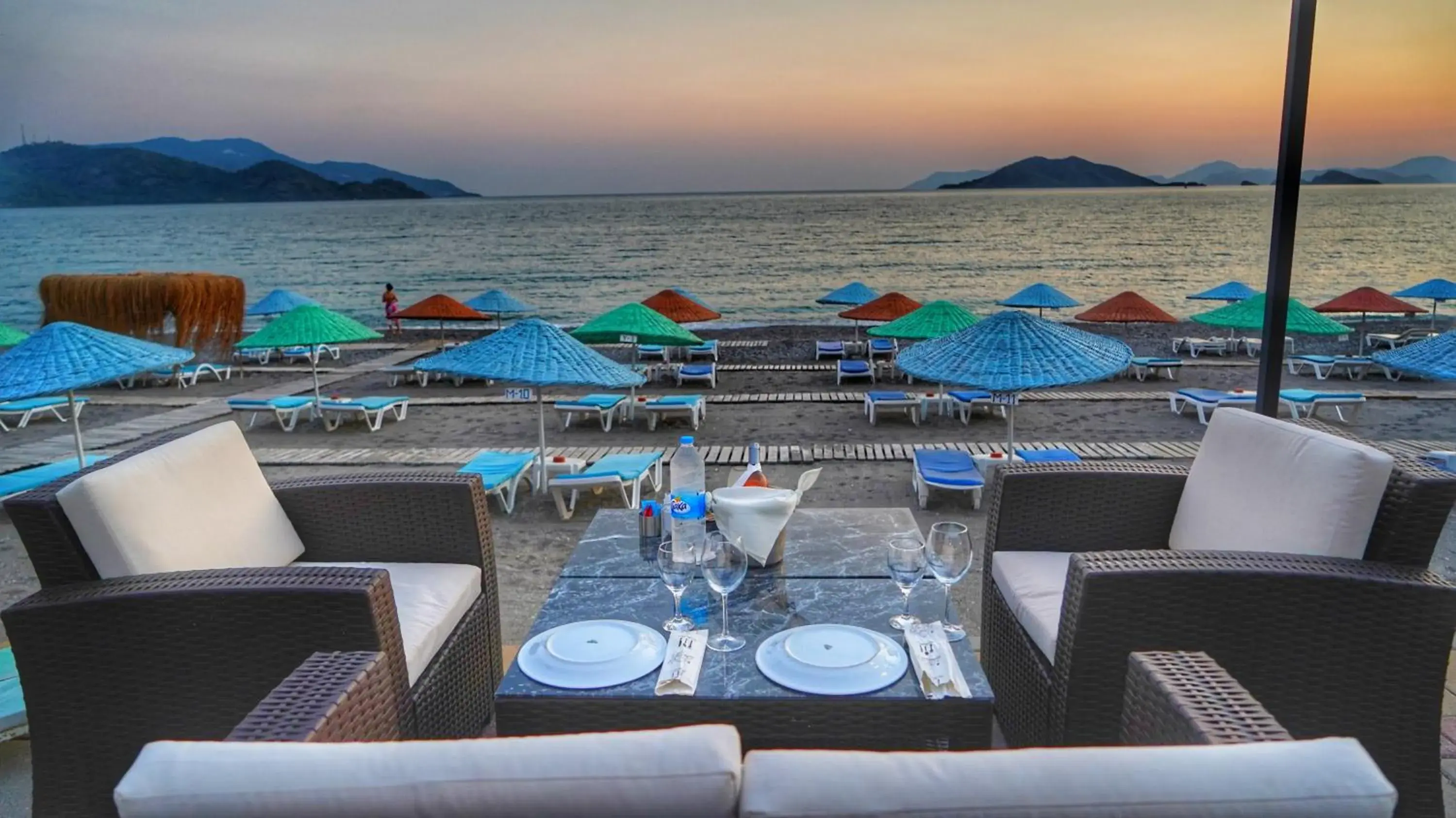 Restaurant/places to eat in Yücel Hotel Restaurant/places to eat in Yücel Hotel