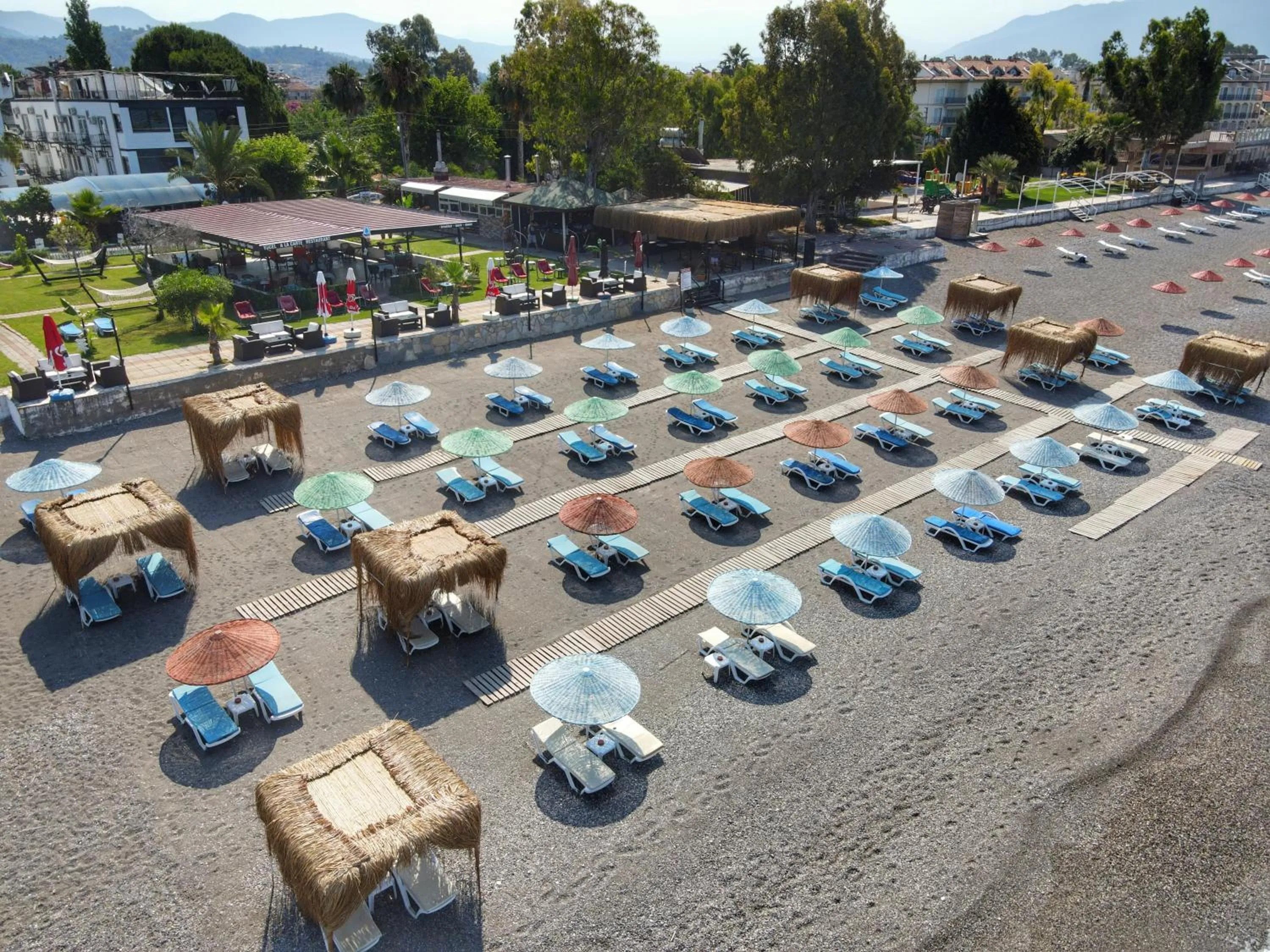 Restaurant/places to eat in Yücel Hotel