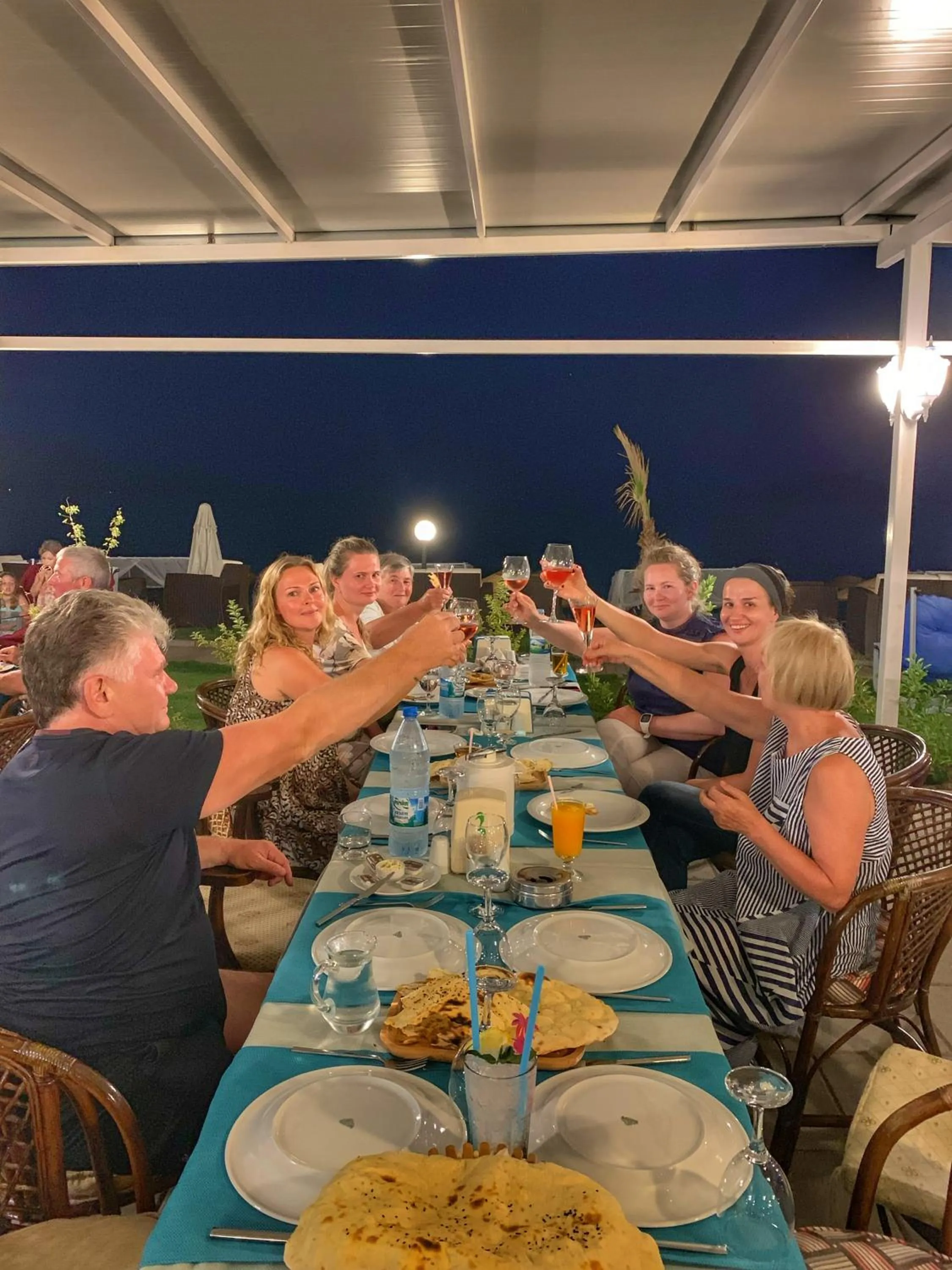 Restaurant/places to eat in Yücel Hotel