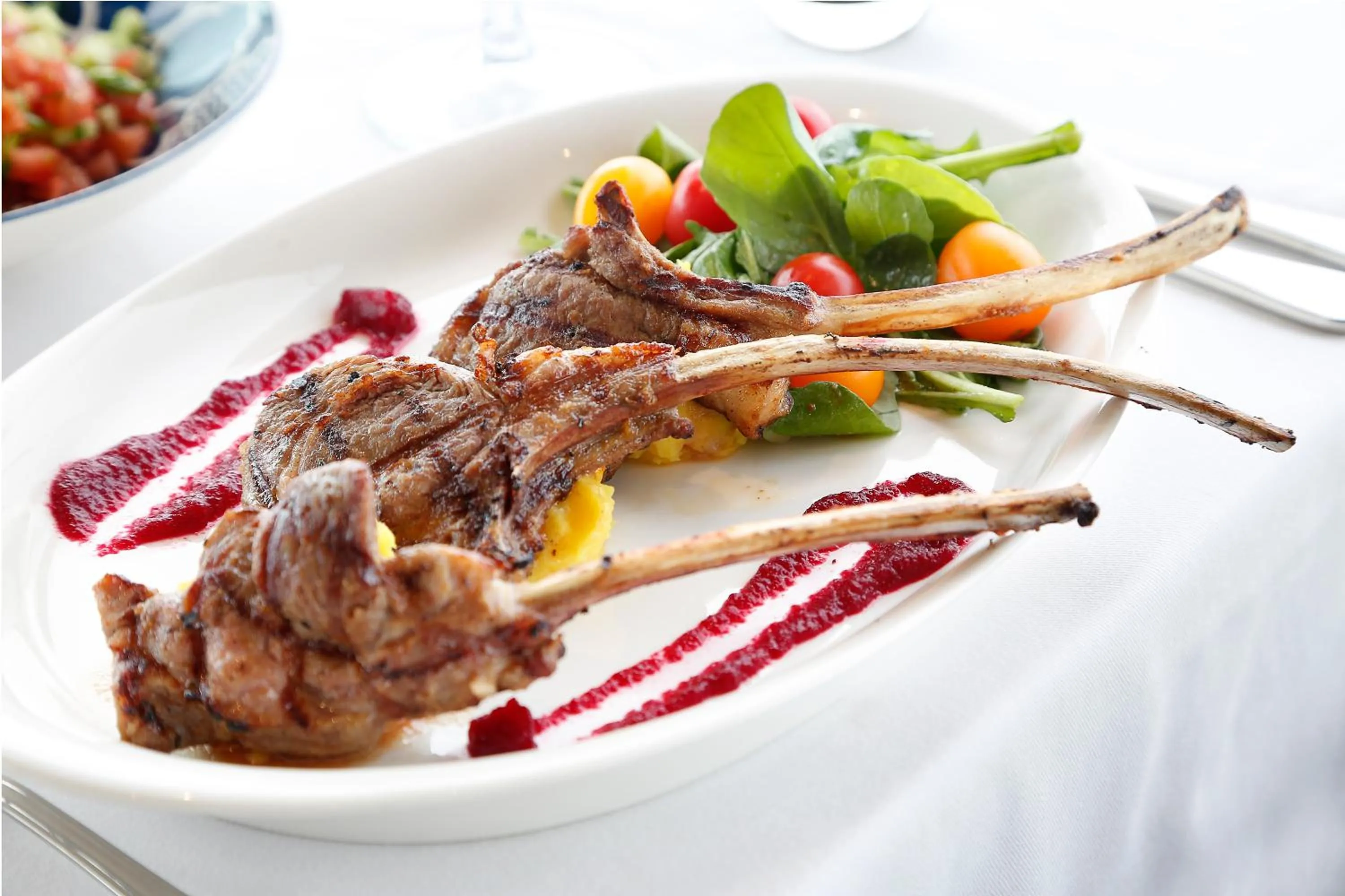 Garden in Sultanahmet Palace Hotel