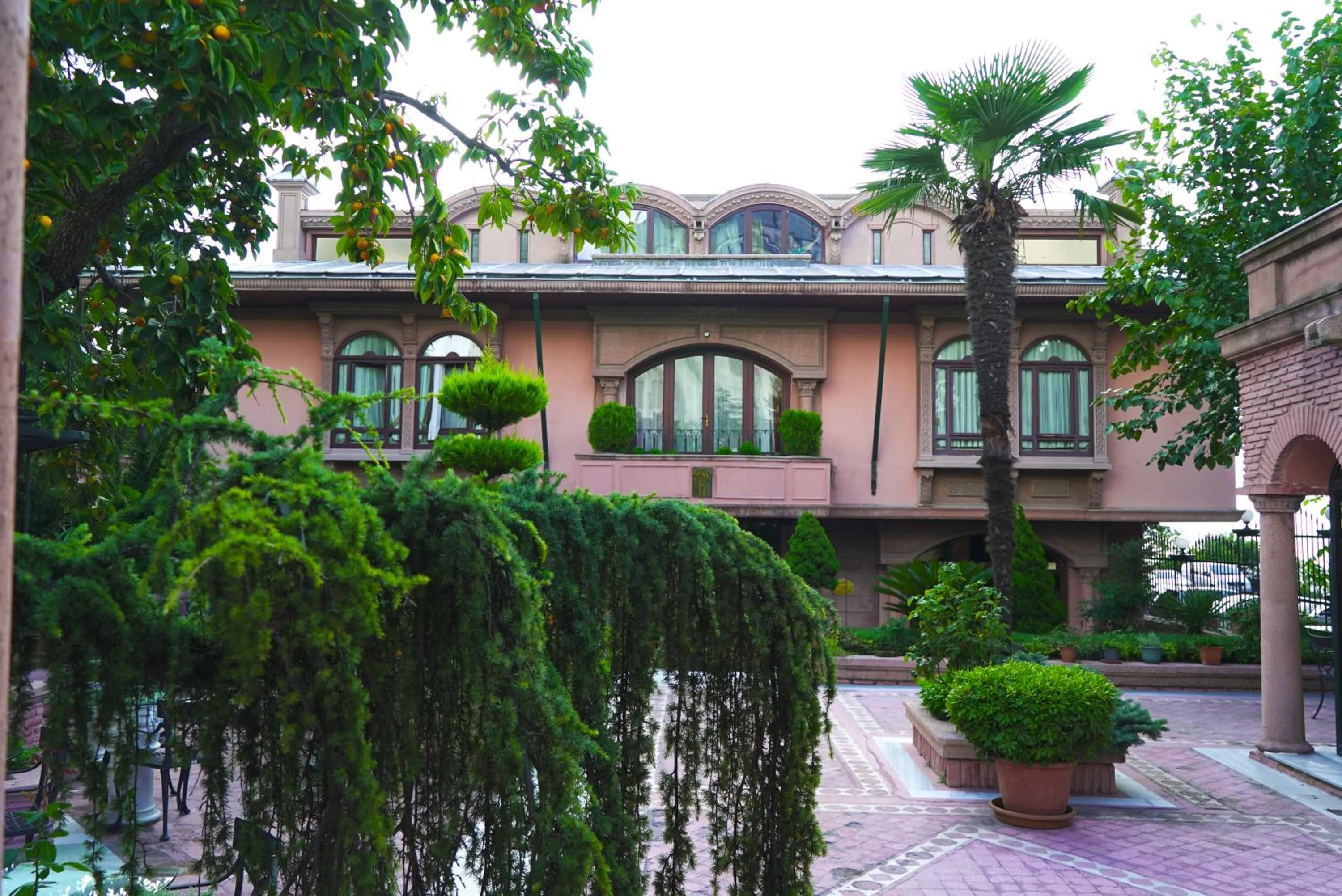 Facade/entrance in Sultanahmet Palace Hotel