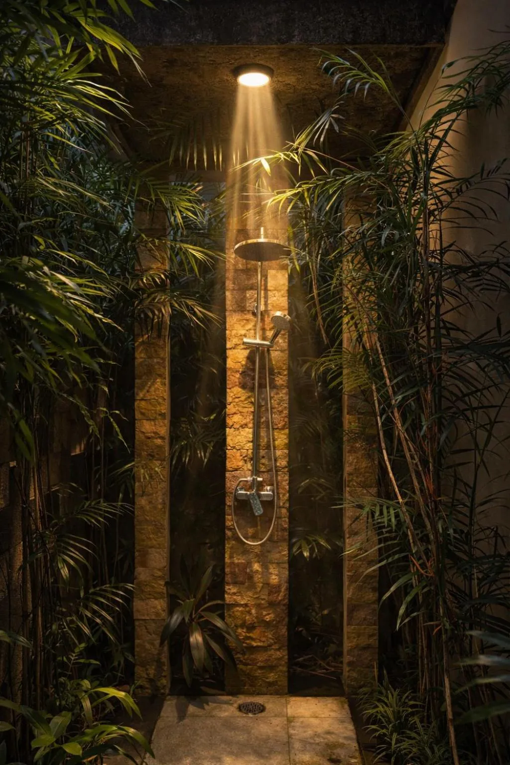 Shower in Villa Mama 1 Ubud