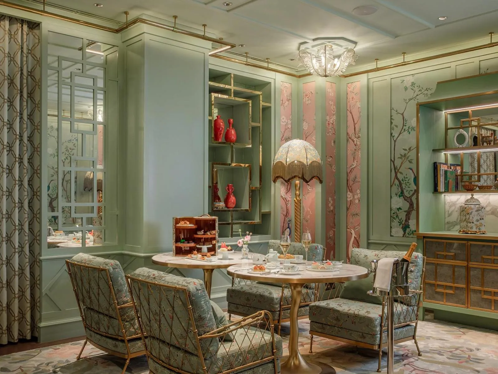 Restaurant/places to eat in The Silk Lakehouse, Shangri-La Hangzhou