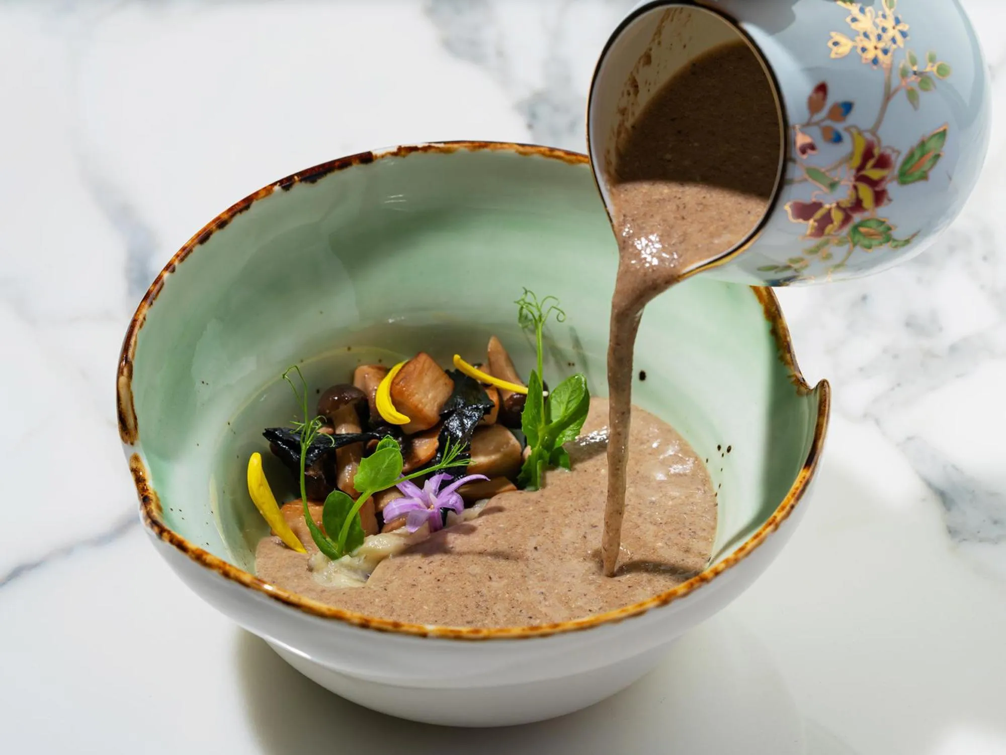 Restaurant/places to eat in The Silk Lakehouse, Shangri-La Hangzhou