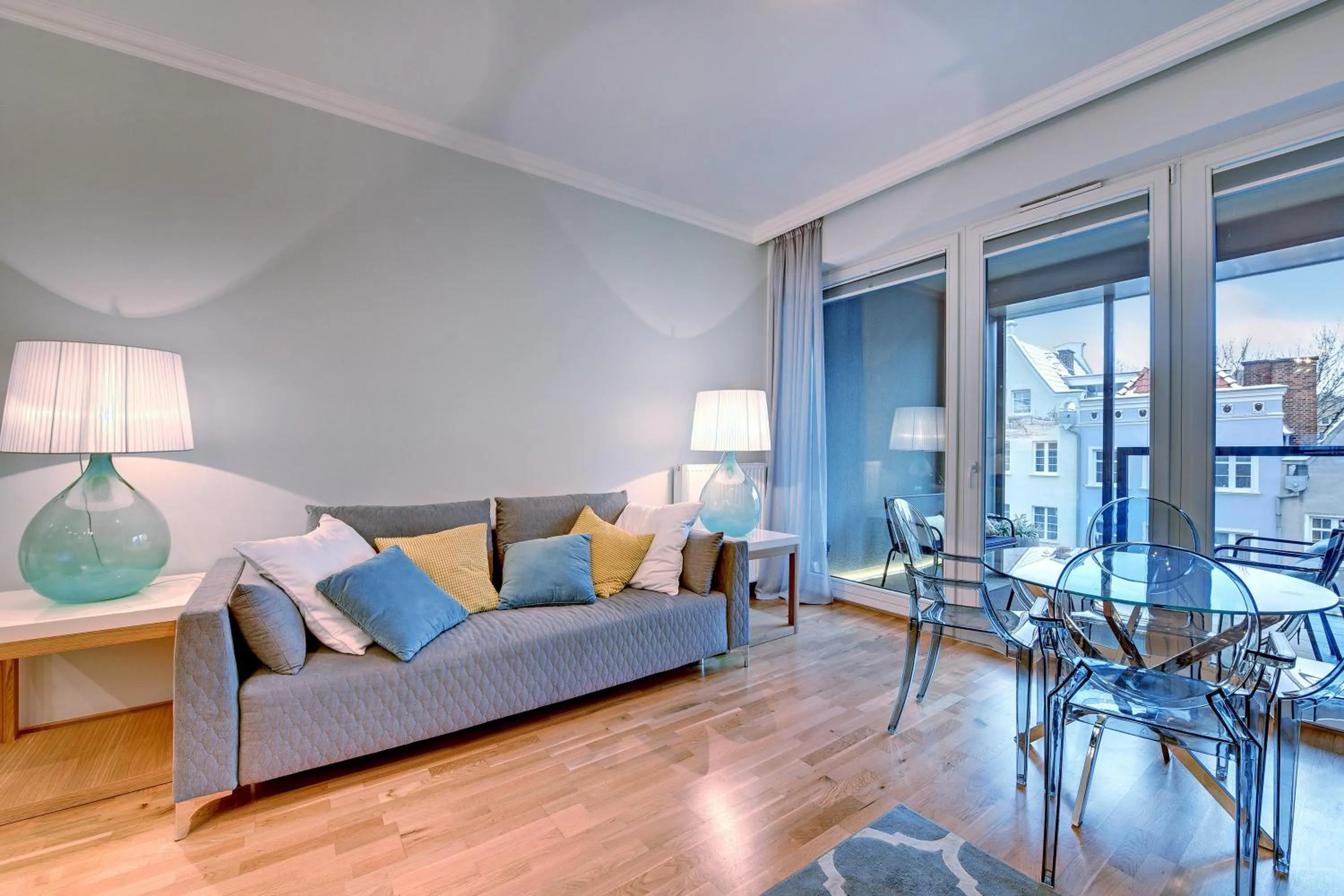 Living room in Old Town by Welcome Apartment