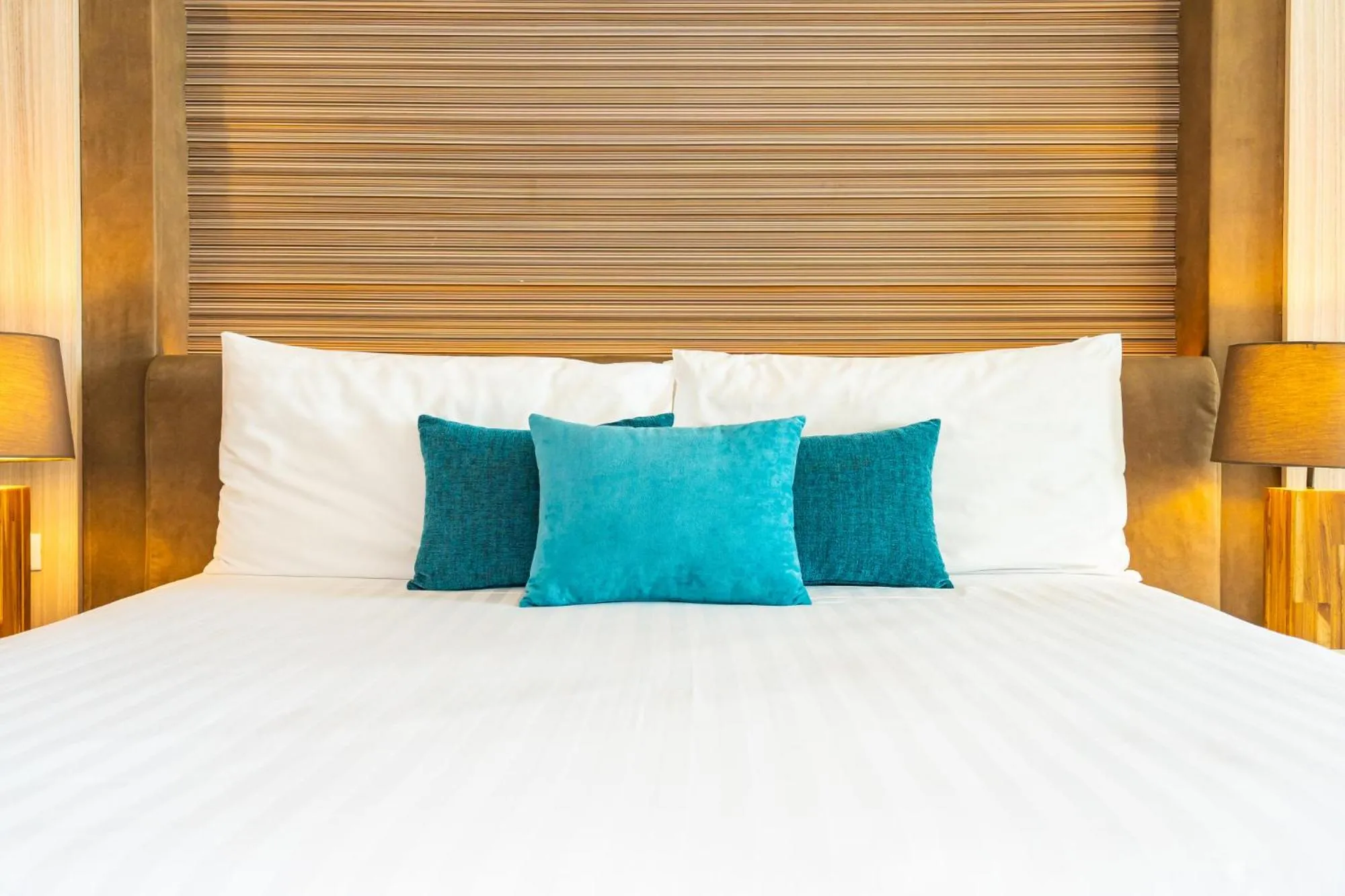 Photo of the whole room, Bed in Ko Lanta Hotels and Working Space