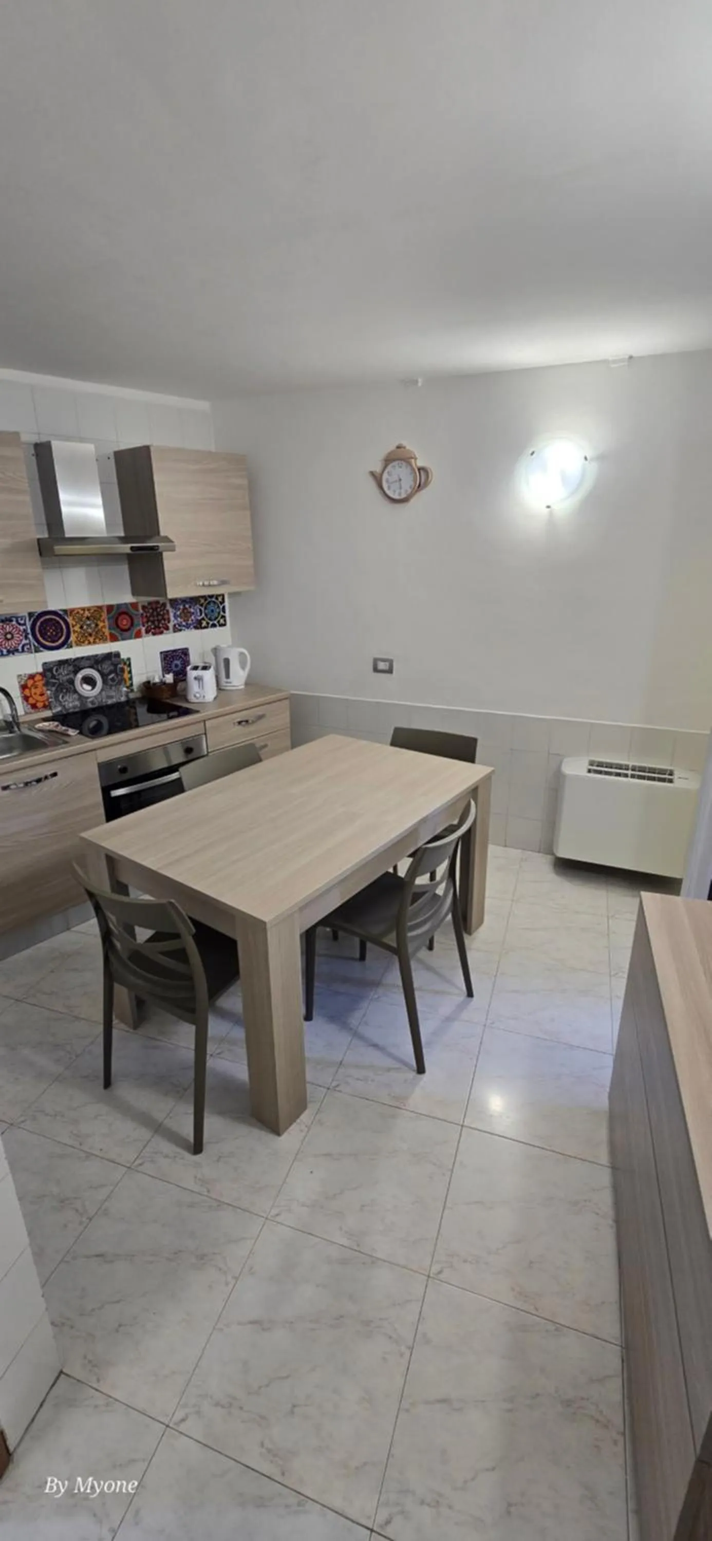 Kitchen or kitchenette in Appartamenti La Dimora di Parthenope Centro Storico