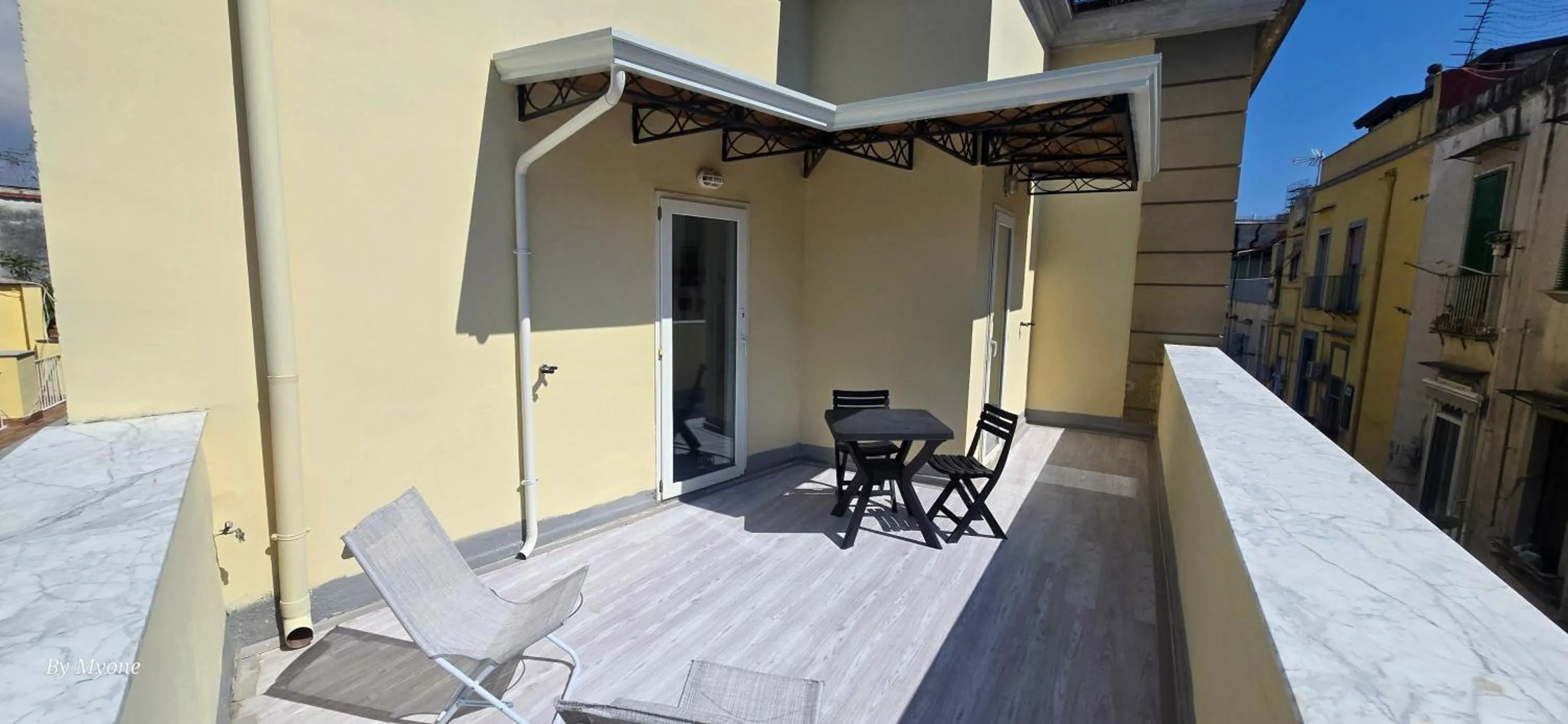 Seating area in Appartamenti La Dimora di Parthenope Centro Storico