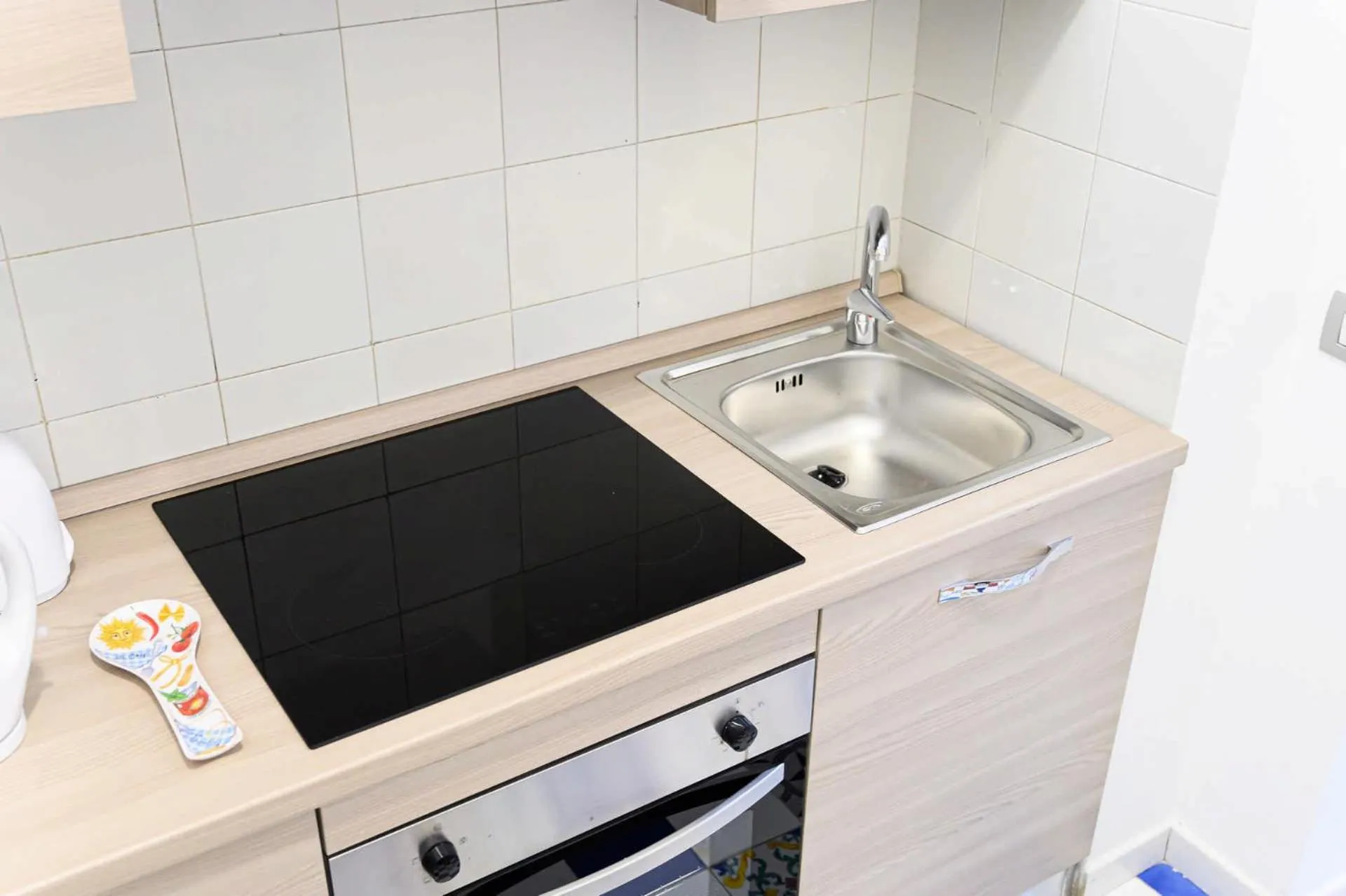 Kitchen or kitchenette in Appartamenti La Dimora di Parthenope Centro Storico