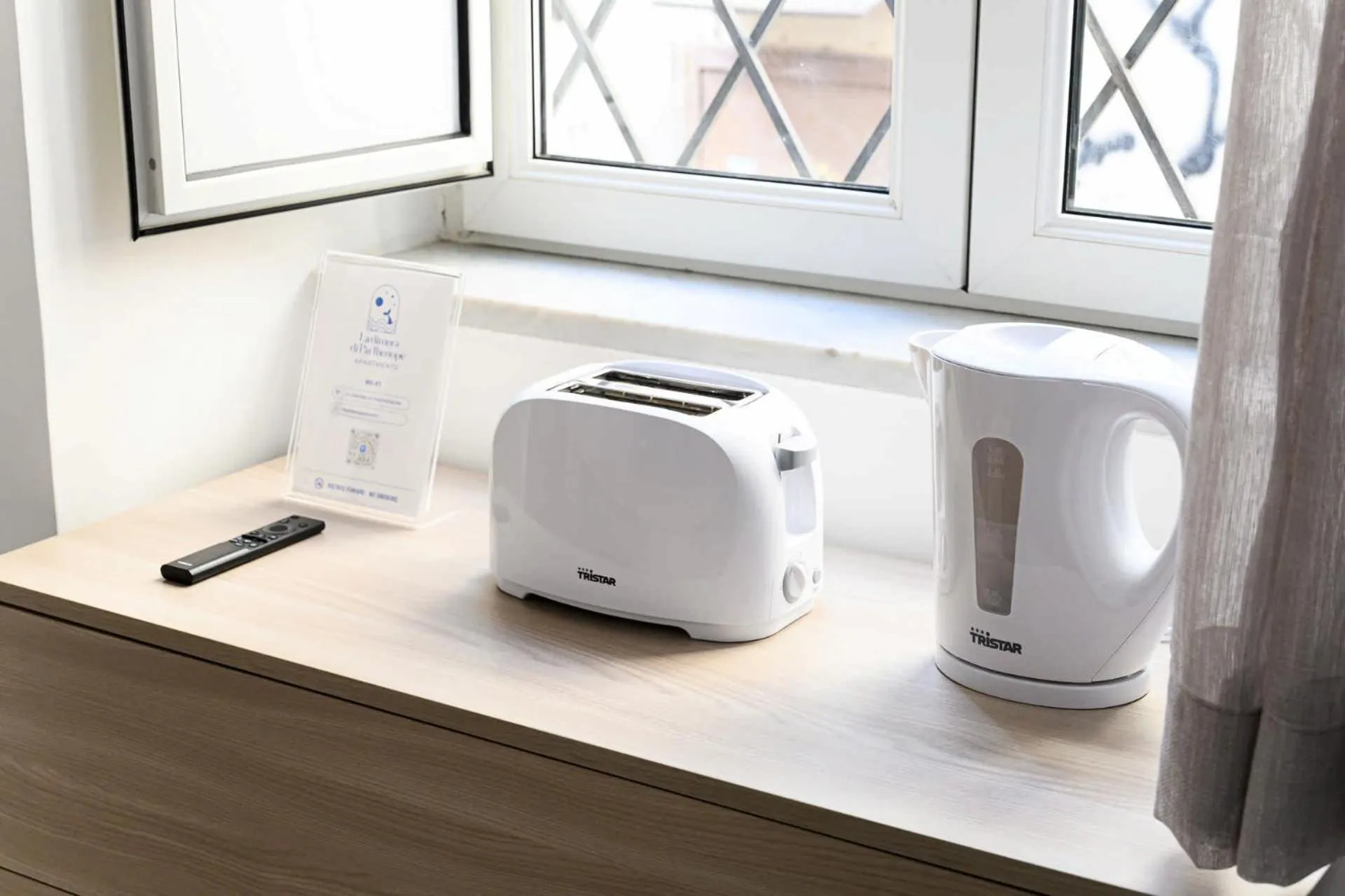 Coffee/tea facilities in Appartamenti La Dimora di Parthenope Centro Storico