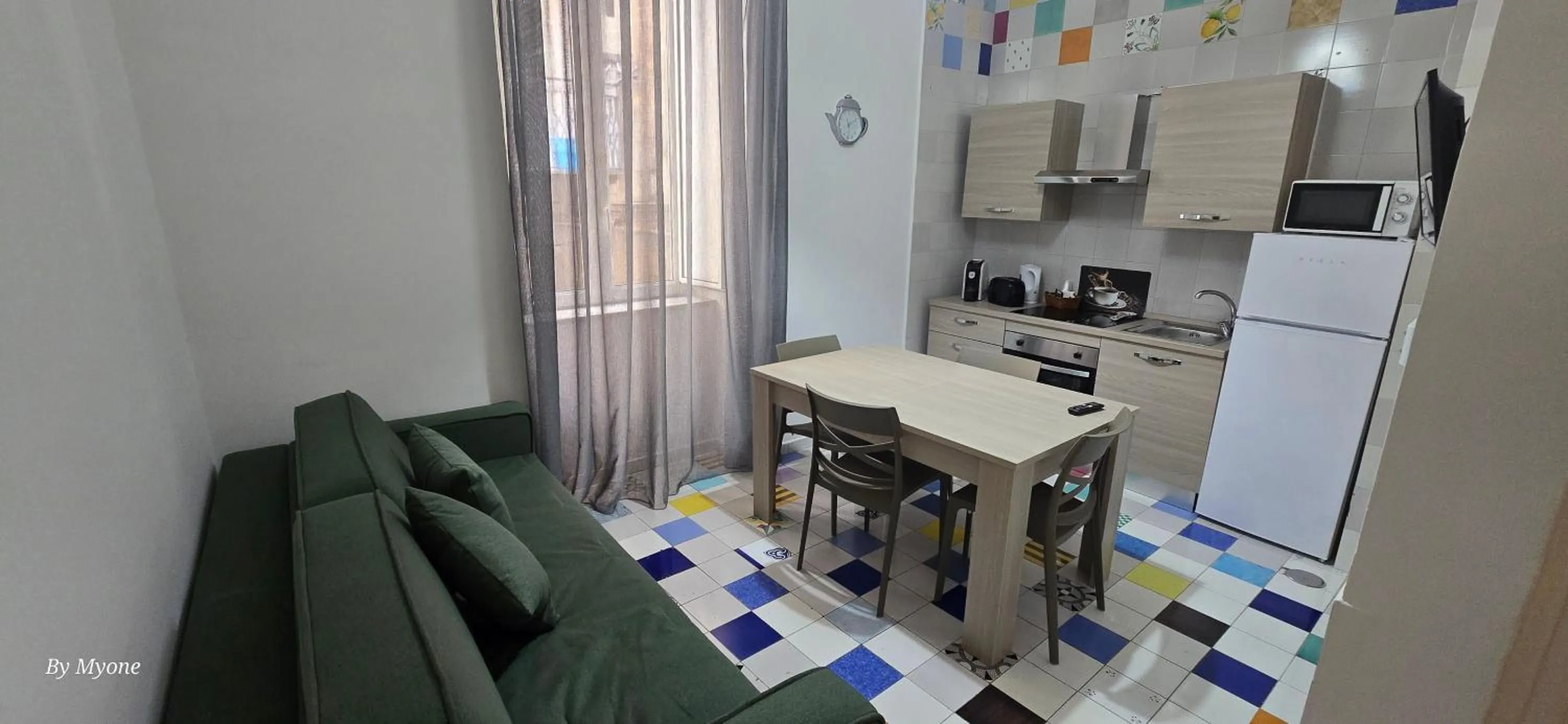 Kitchen or kitchenette in Appartamenti La Dimora di Parthenope Centro Storico