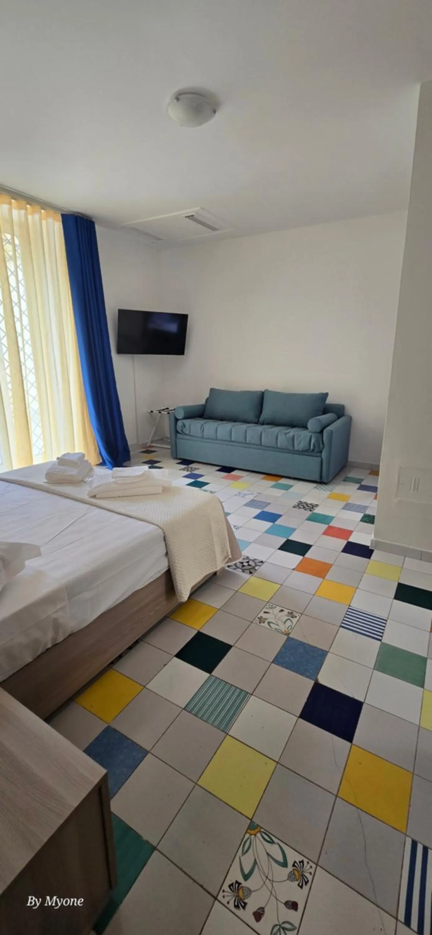 Bed in Appartamenti La Dimora di Parthenope Centro Storico