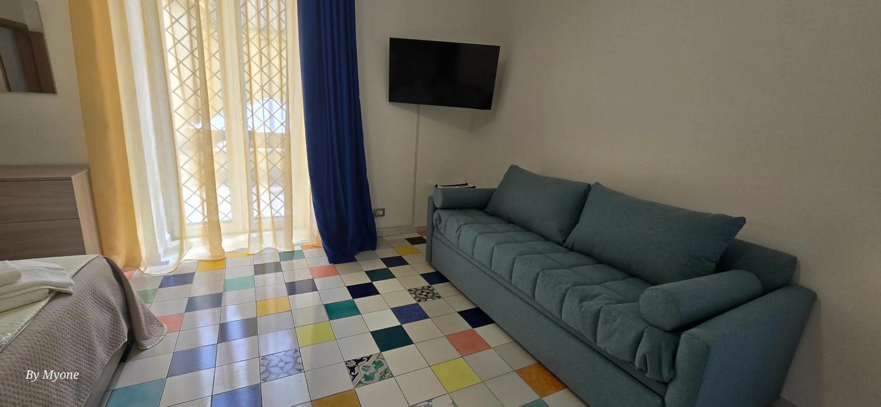 Bed in Appartamenti La Dimora di Parthenope Centro Storico