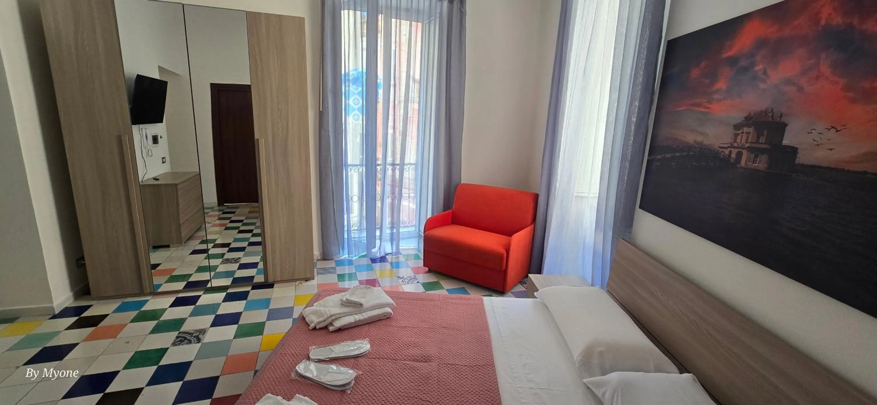 Bed in Appartamenti La Dimora di Parthenope Centro Storico