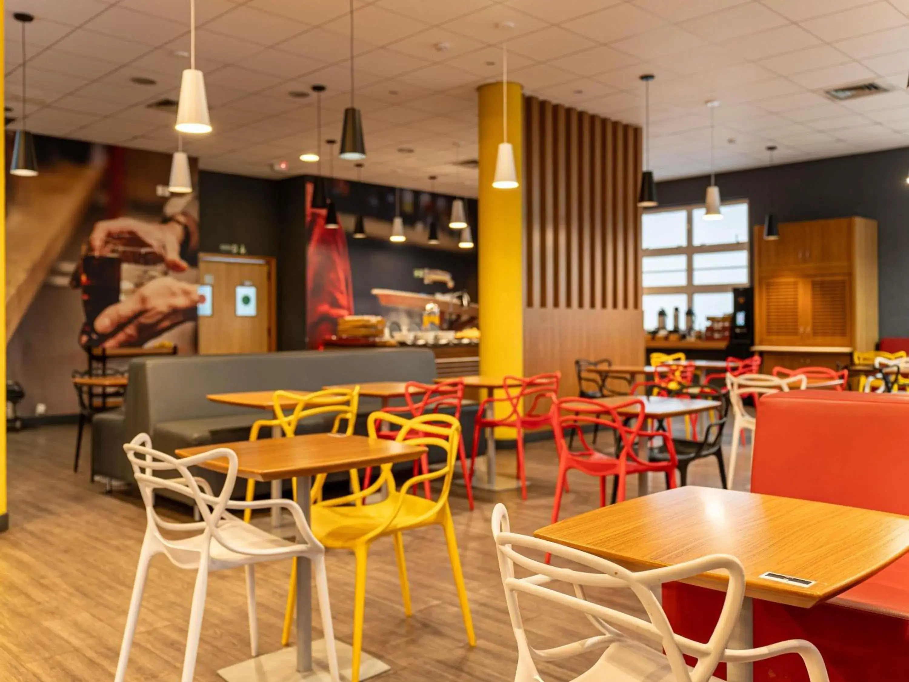 Restaurant/places to eat in ibis Paulinia Restaurant/places to eat in ibis Paulinia