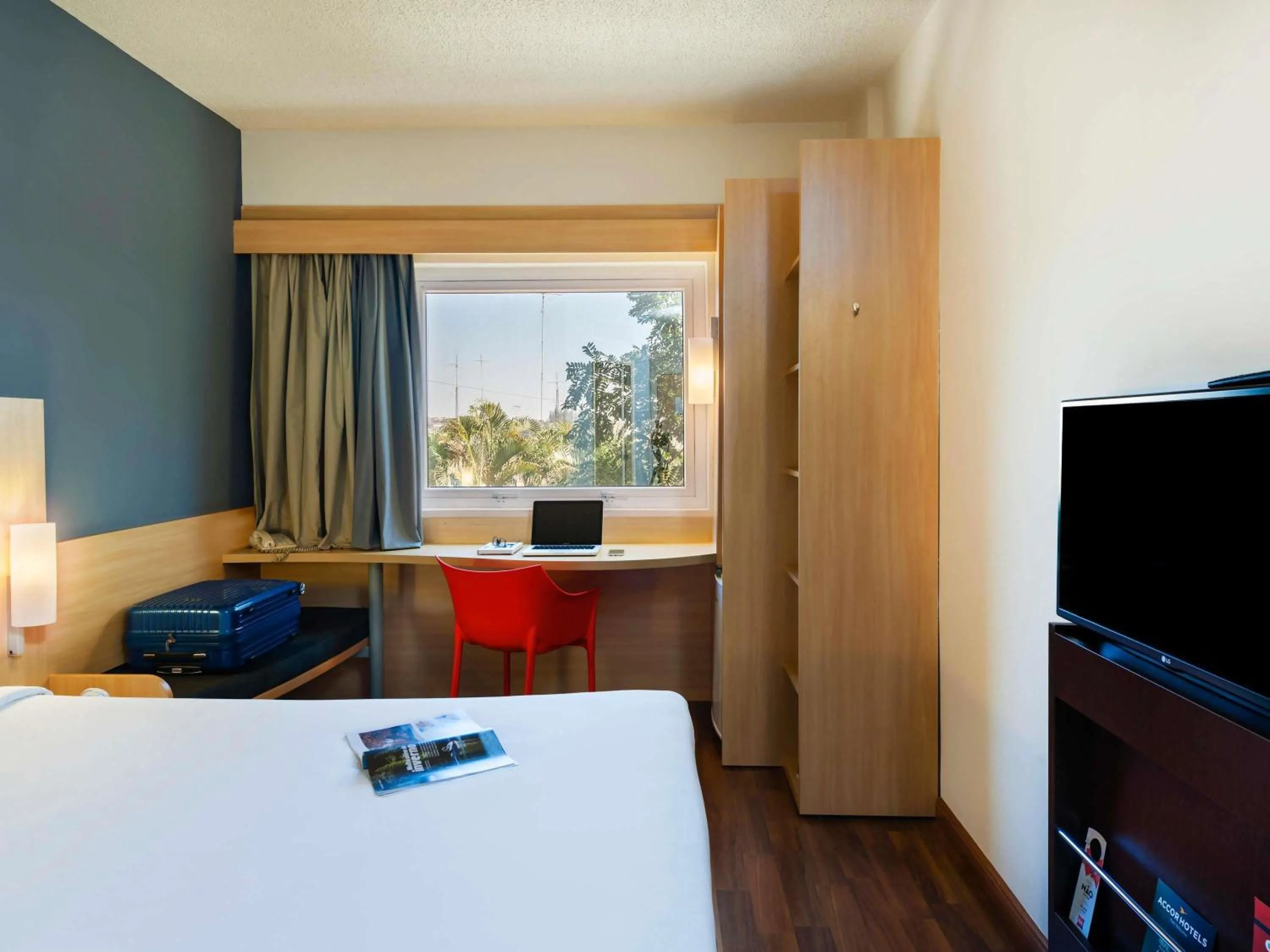 Bedroom, Bed in ibis Paulinia