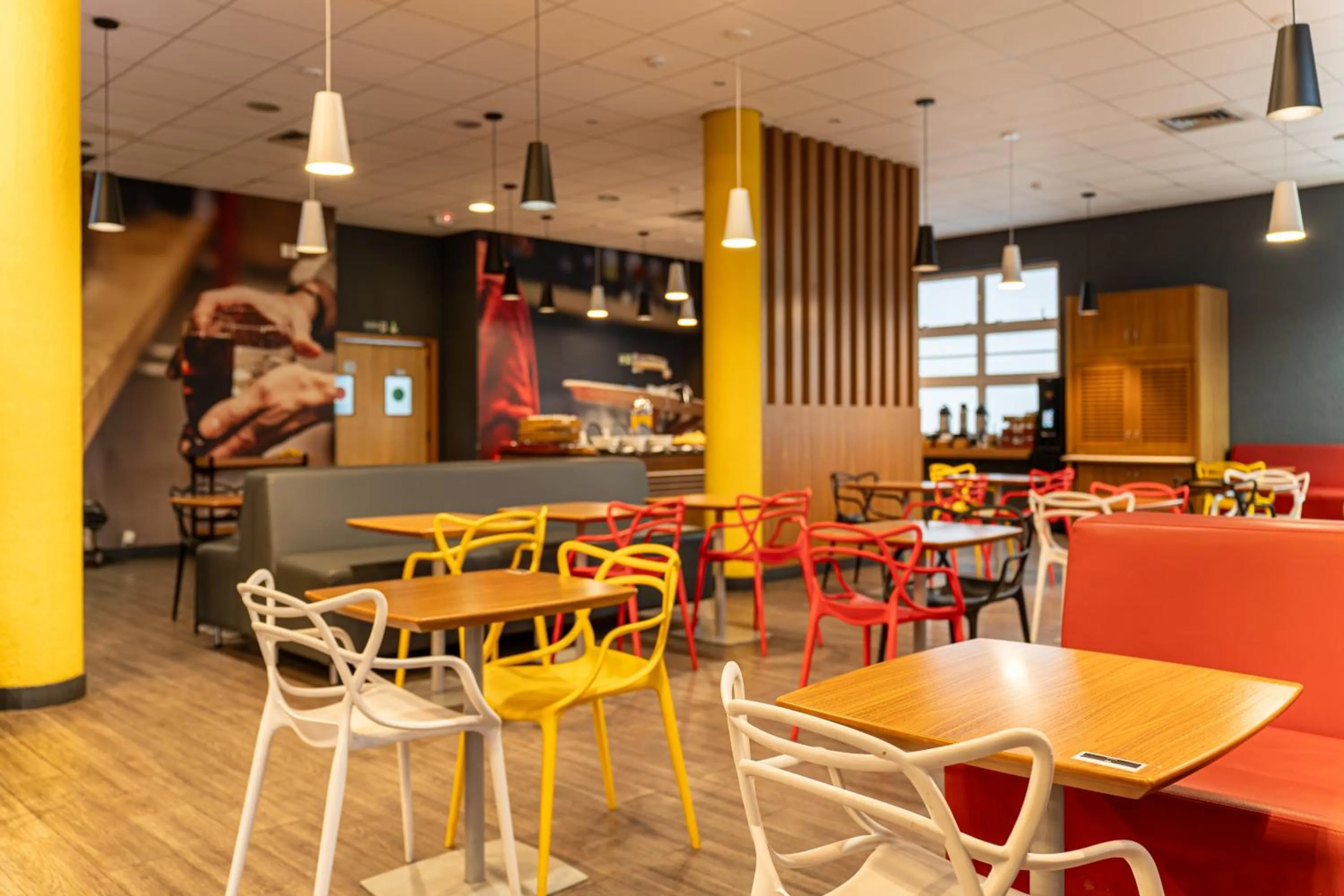 Restaurant/places to eat in ibis Paulinia