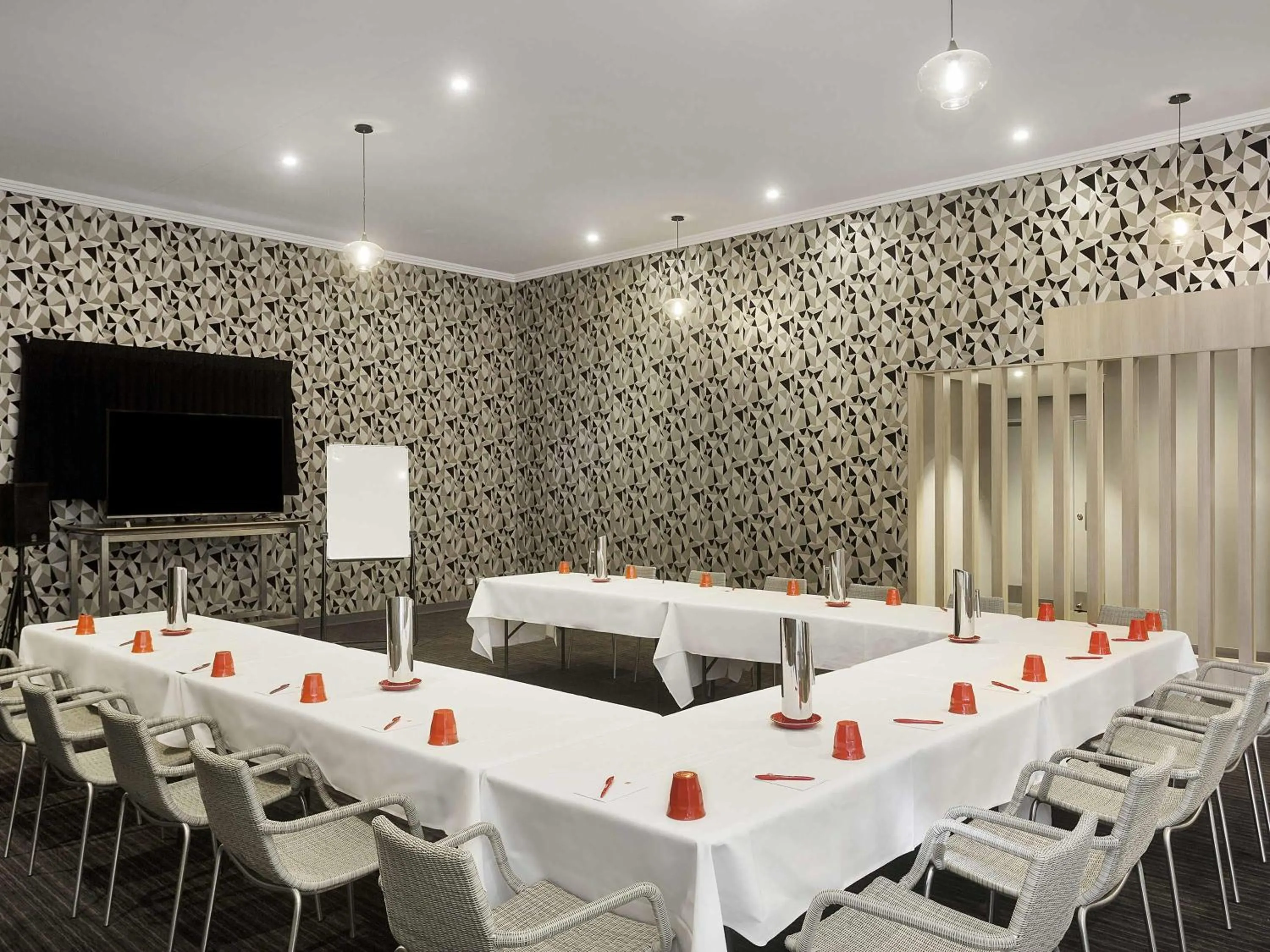 Meeting/conference room in Ibis Mackay