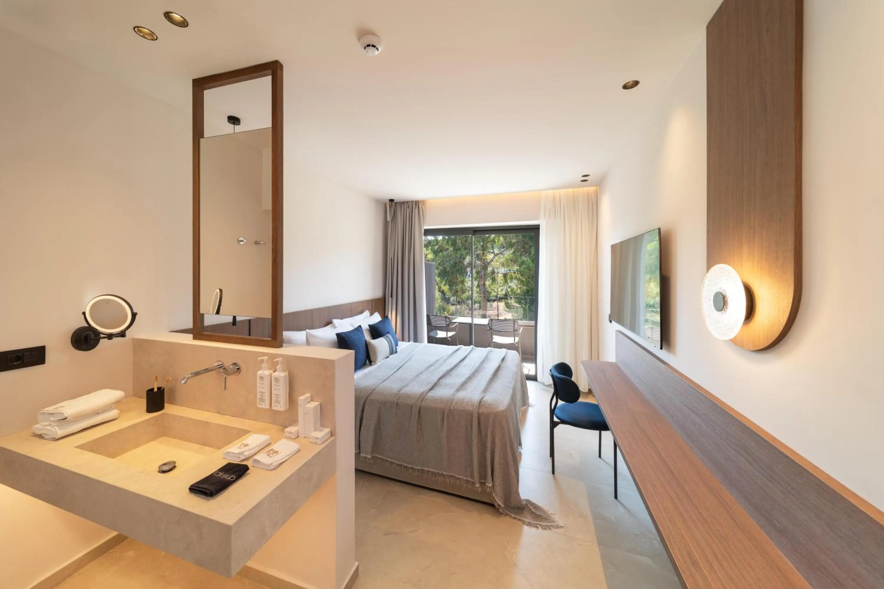 Bed in Cabú Hotel - Adults Only