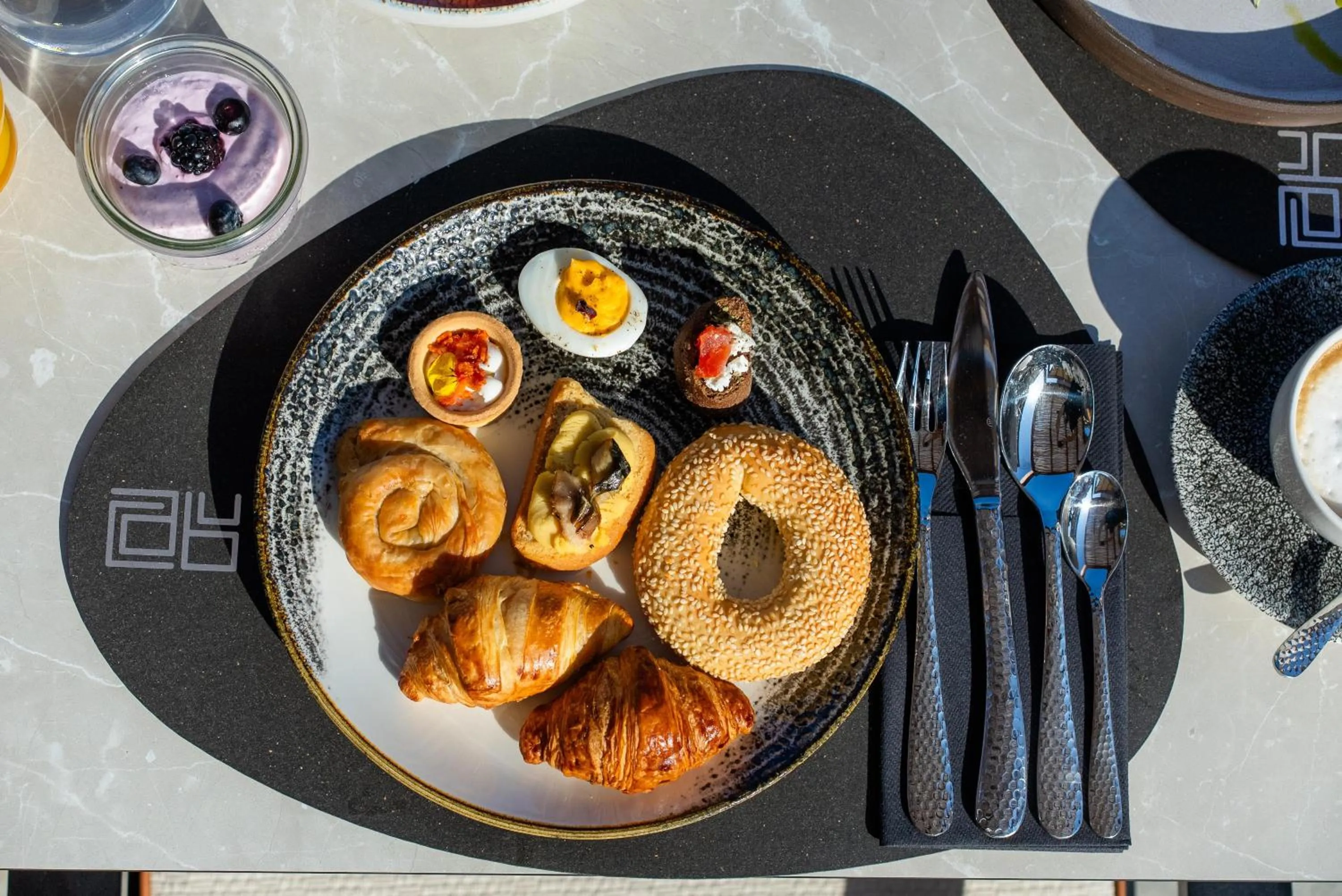 Restaurant/places to eat in Cabú Hotel - Adults Only