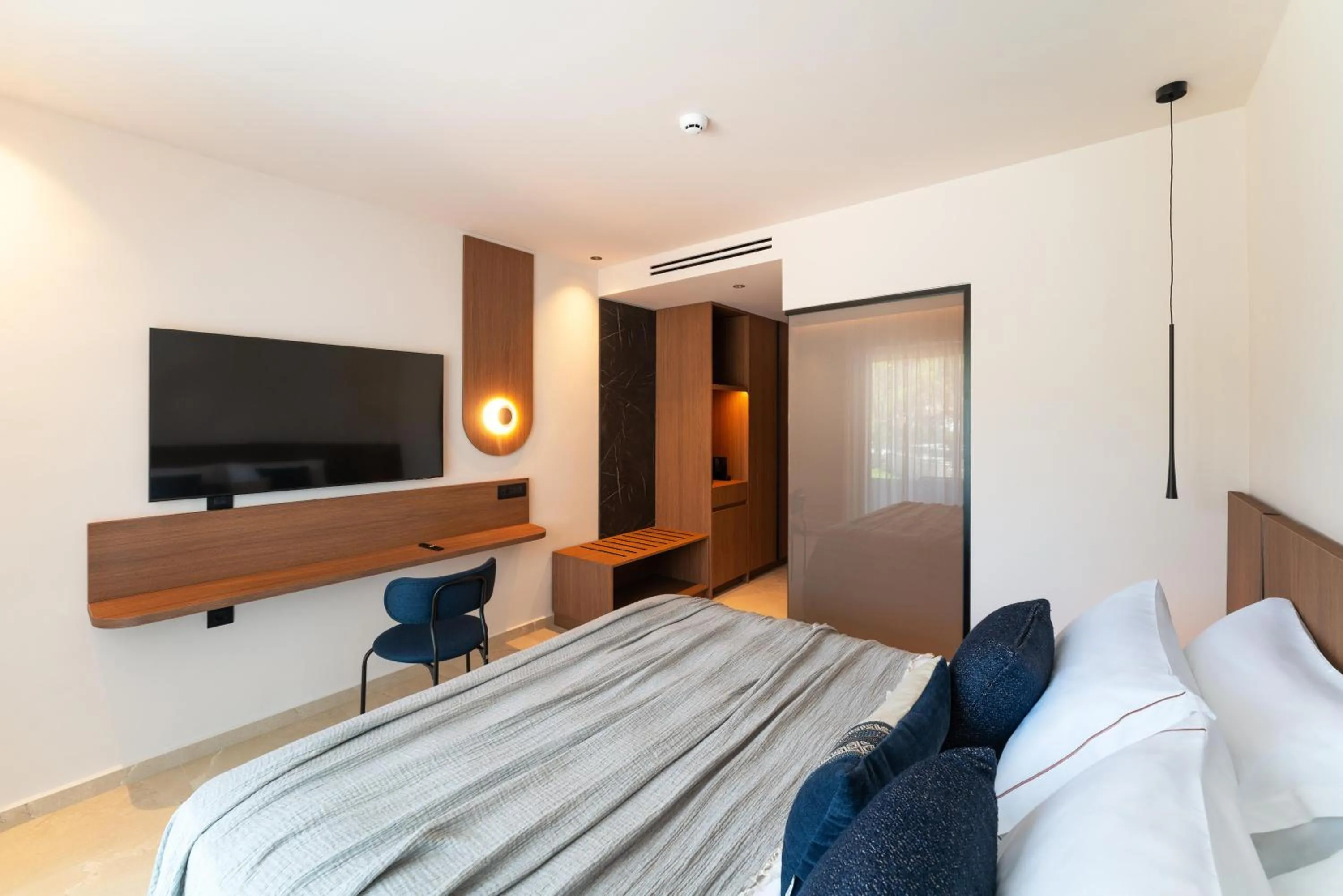 Bed in Cabú Hotel - Adults Only