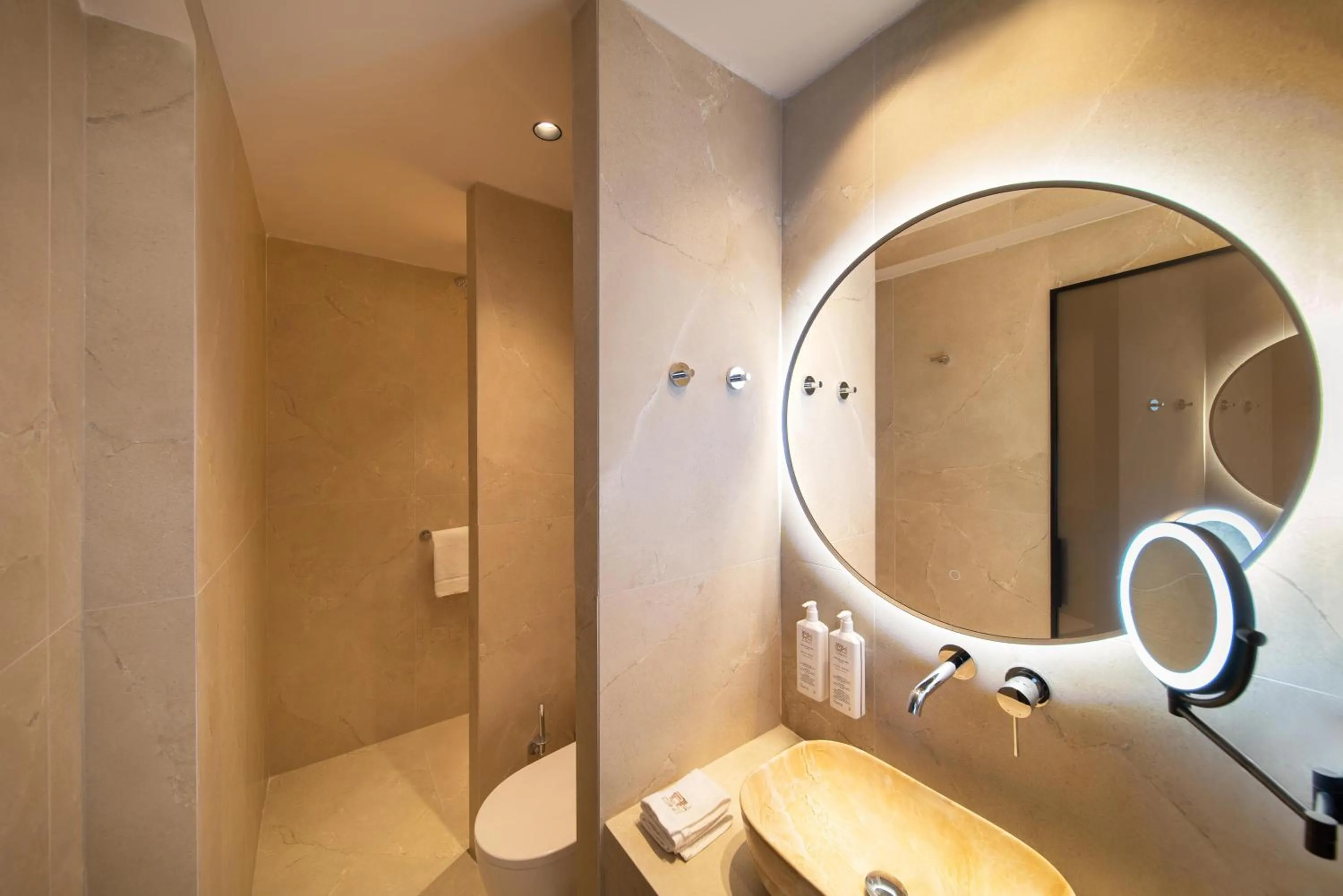 Shower in Cabú Hotel - Adults Only
