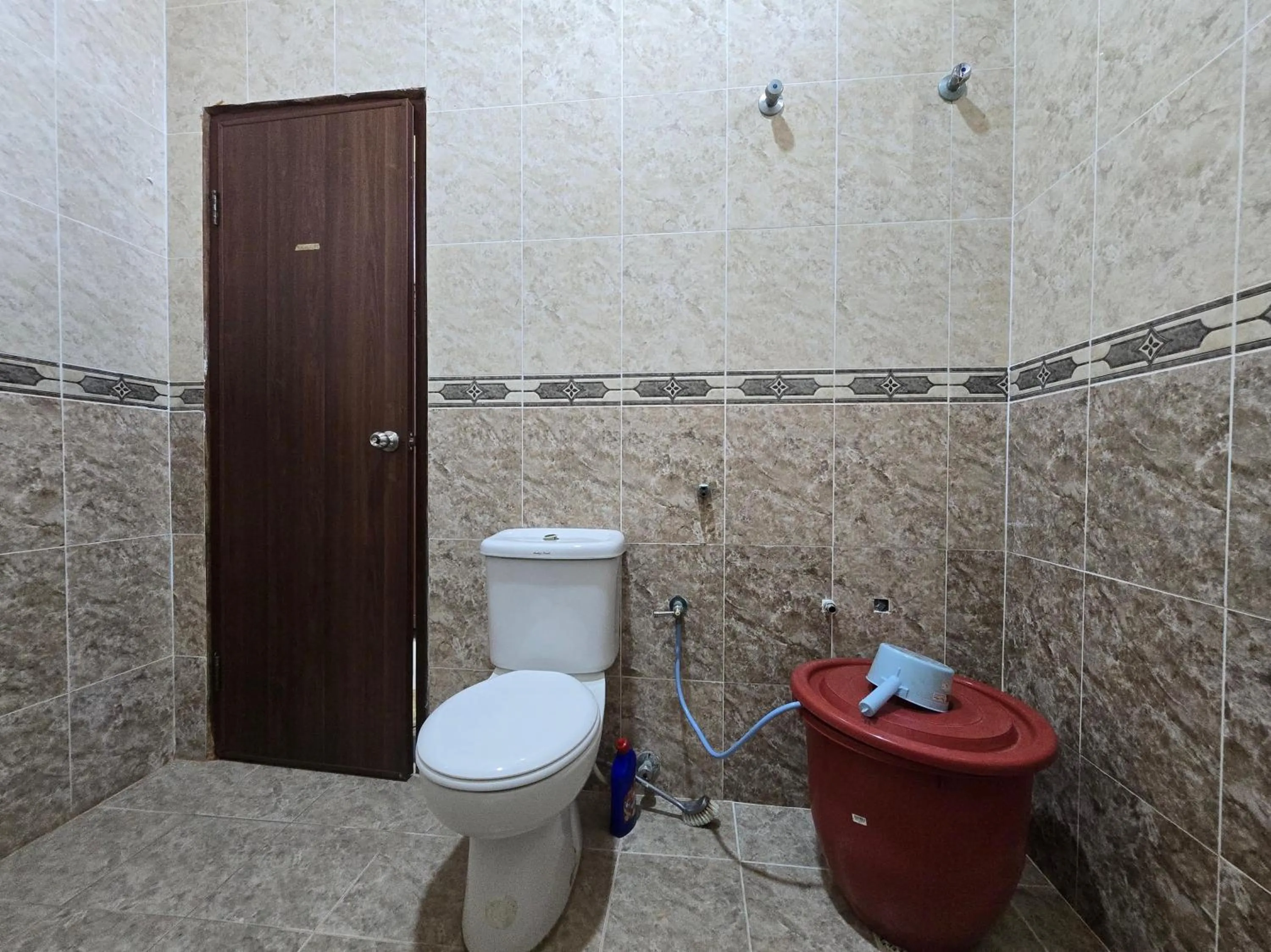 Bathroom in Hotel O Villa Impiana