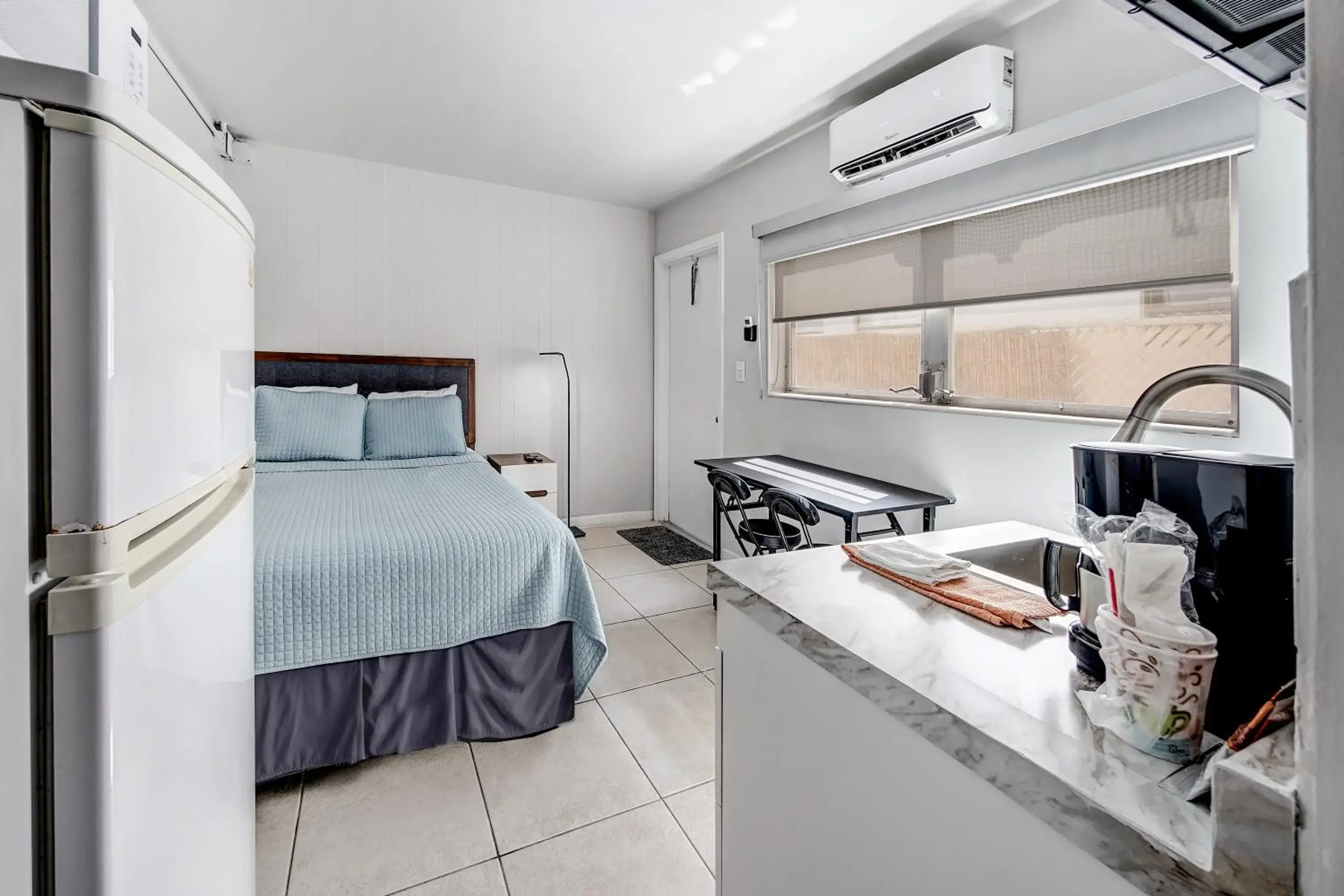 Economy Room in Ocean Villas of Deerfield Economy Room in Ocean Villas of Deerfield