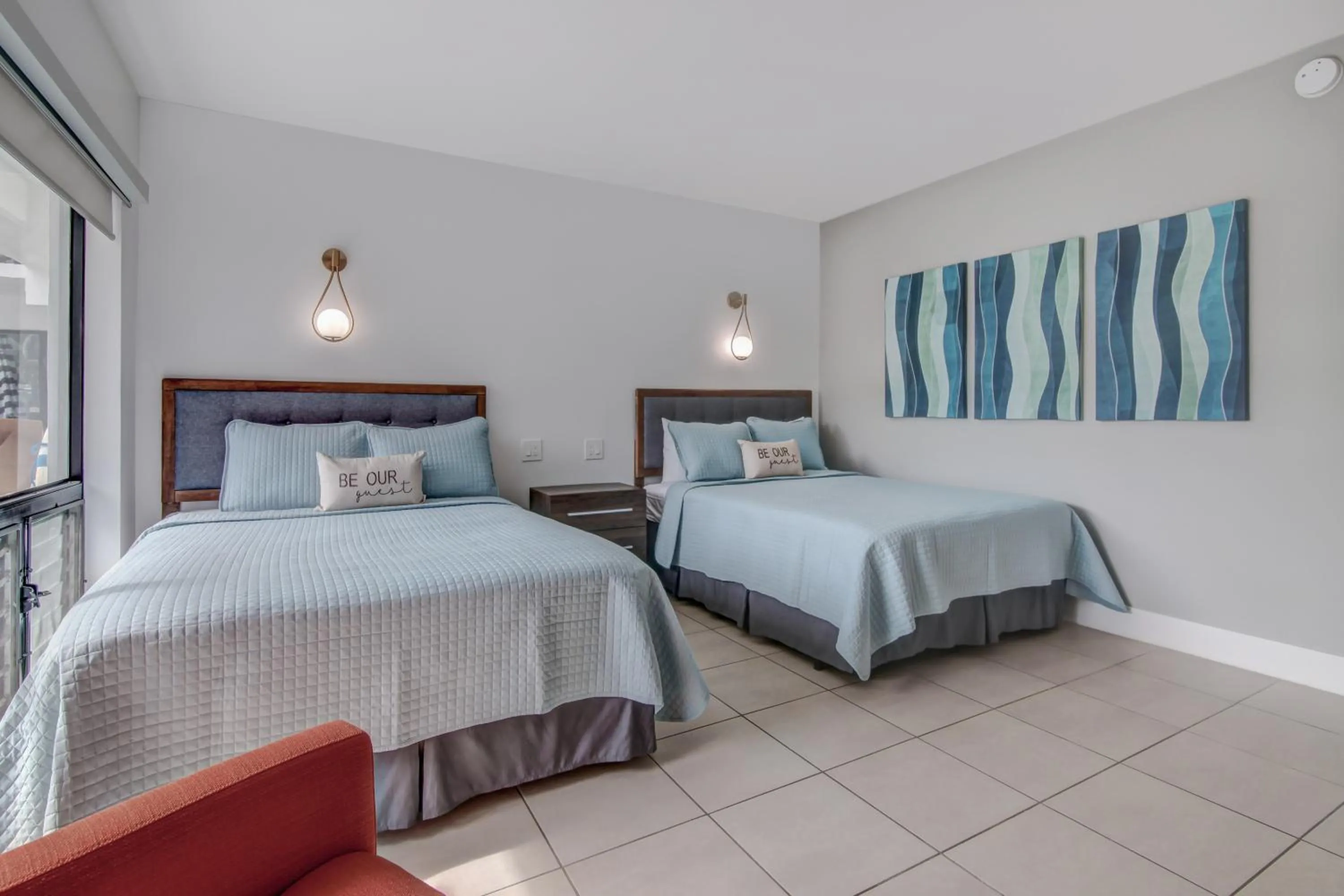 Bed in Ocean Villas of Deerfield