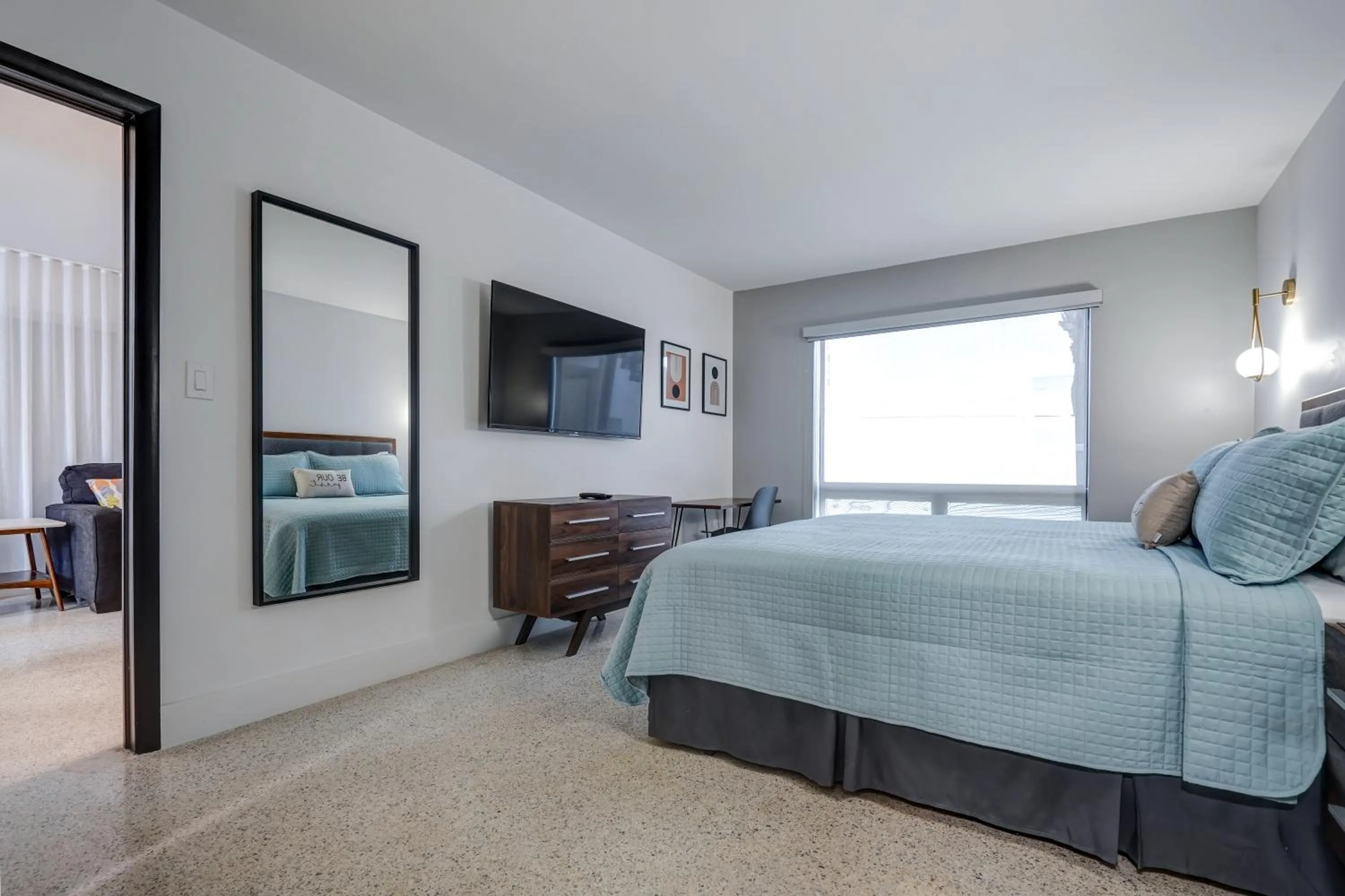 Bed in Ocean Villas of Deerfield