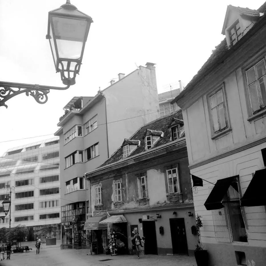 Property building in Apartment History